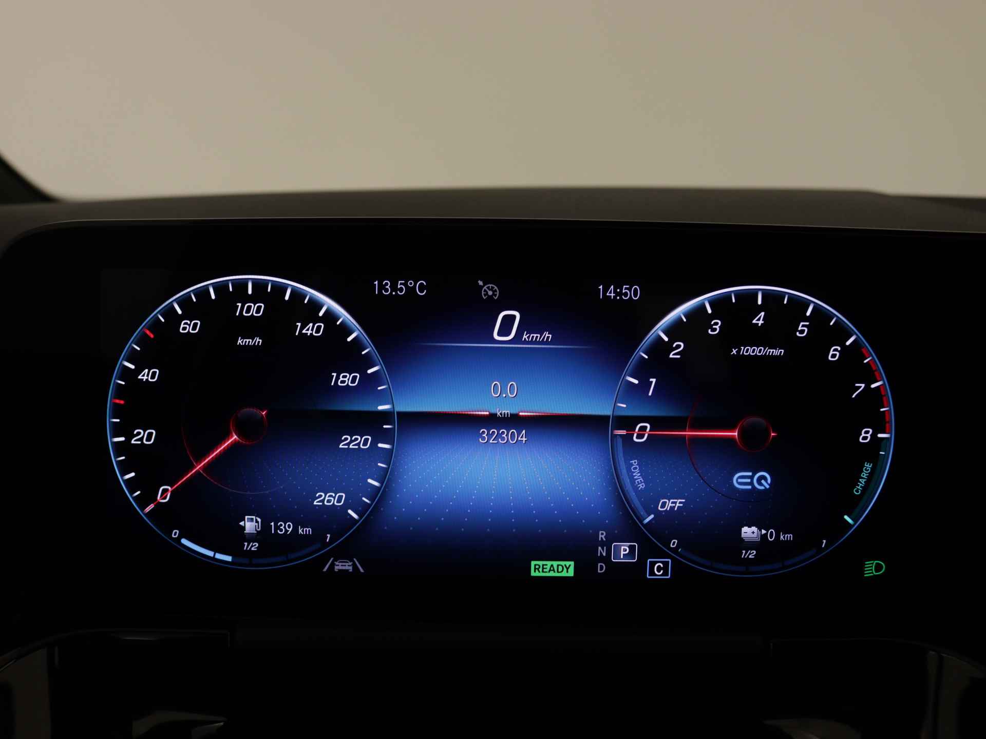 Mercedes-Benz GLA 250 e Plug In Hybride Style | Augmented Reality | Stoelverwarming | Navigatie | Car Play | DAB | Parkeersensoren | Inclusief 24 maanden Mercedes-Benz Certified garantie voor Europa. - 6/38