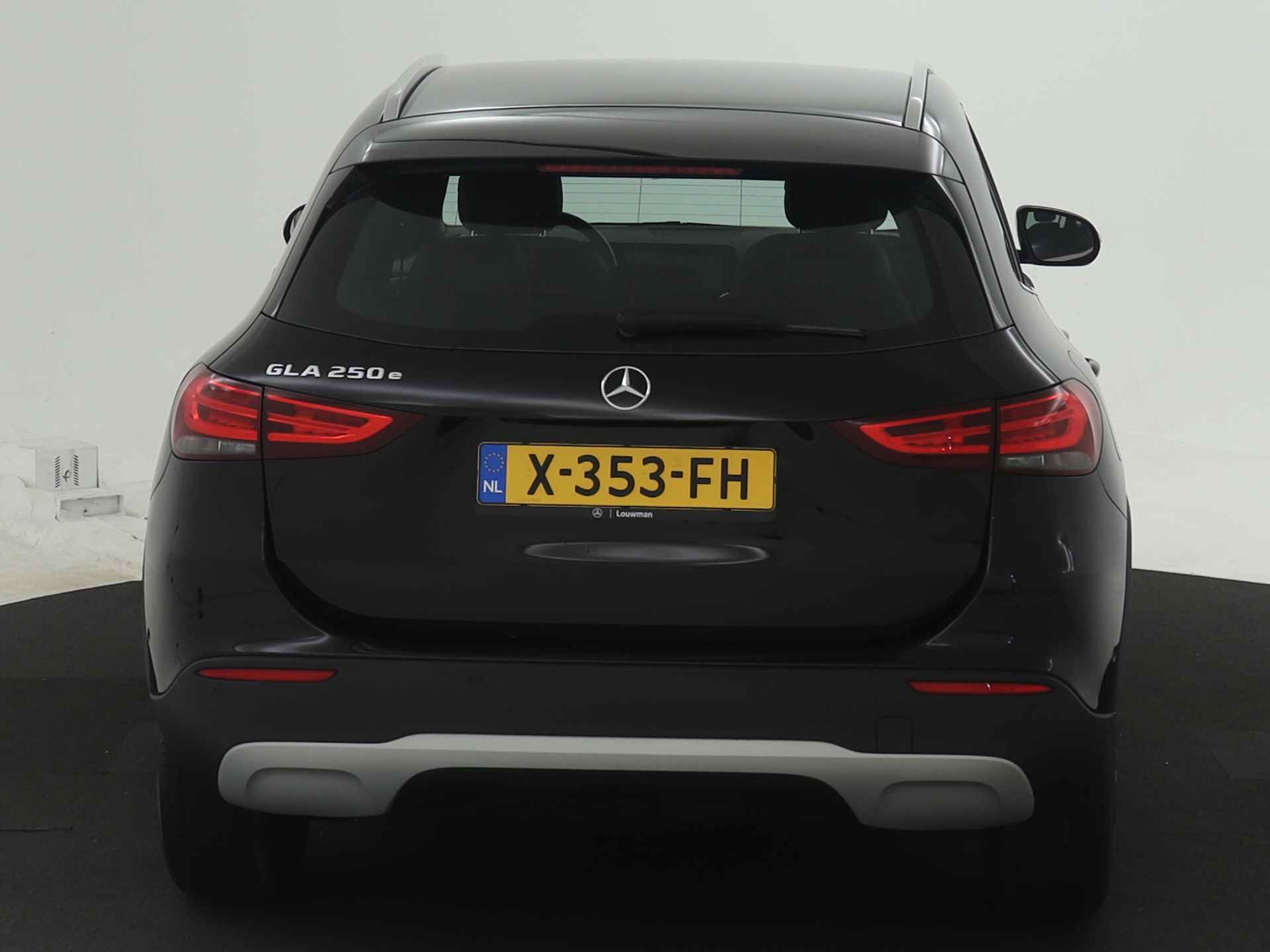 Mercedes-Benz GLA 250 e Plug In Hybride Style Limited | Augmented Reality | Stoelverwarming | Navigatie | Car Play | DAB | Parkeersensoren | Inclusief 24 maanden Mercedes-Benz Certified garantie voor Europa. - 23/38