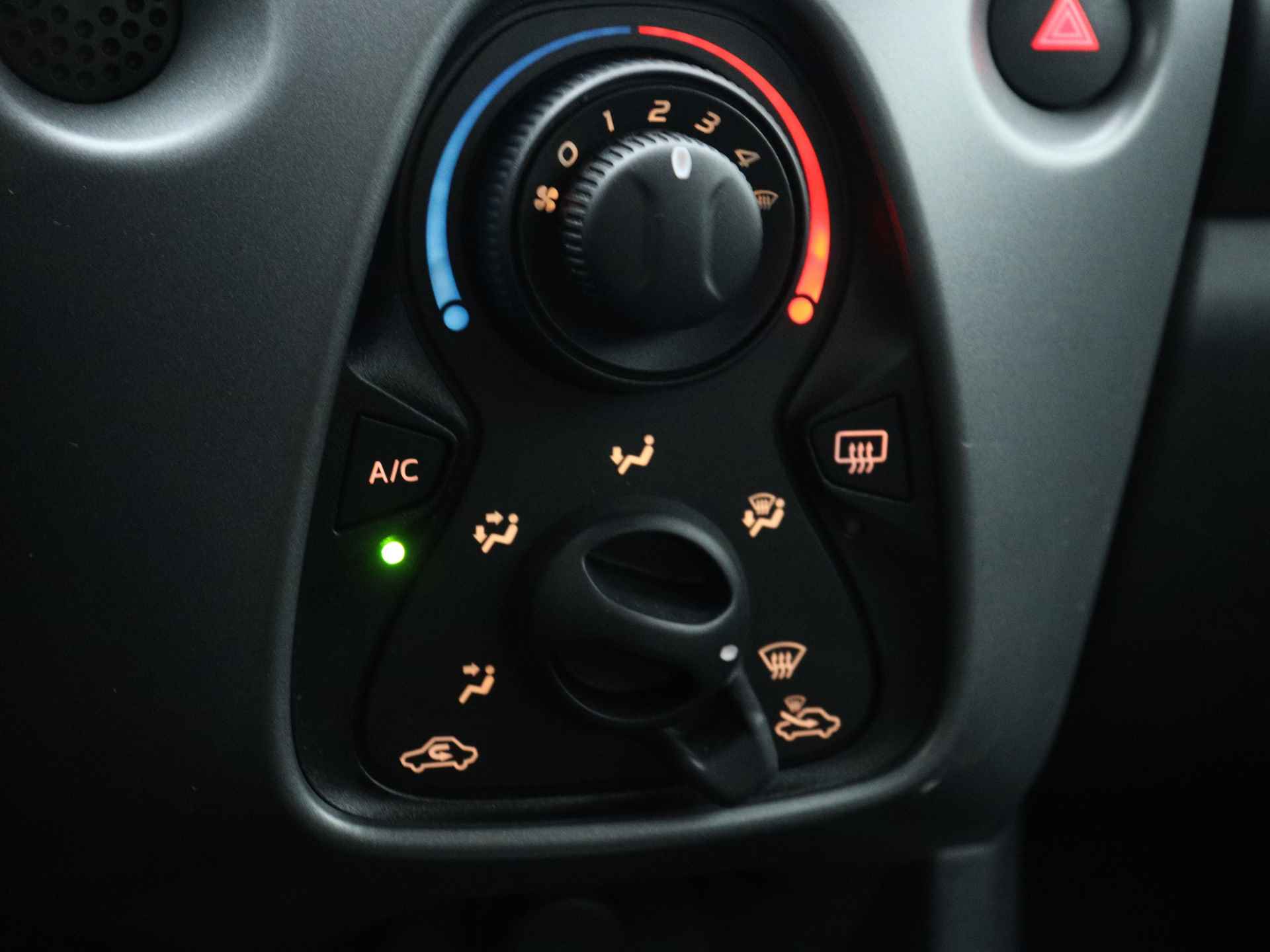 Toyota Aygo 1.0 VVT-i x-play | Camera | Apple Carplay/Android Auto | - 12/41