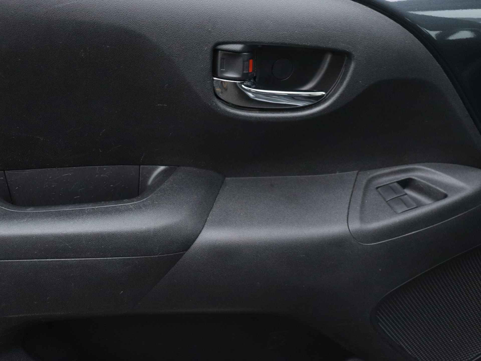 Toyota Aygo 1.0 VVT-i x-play | Camera | Apple Carplay/Android Auto | - 33/41