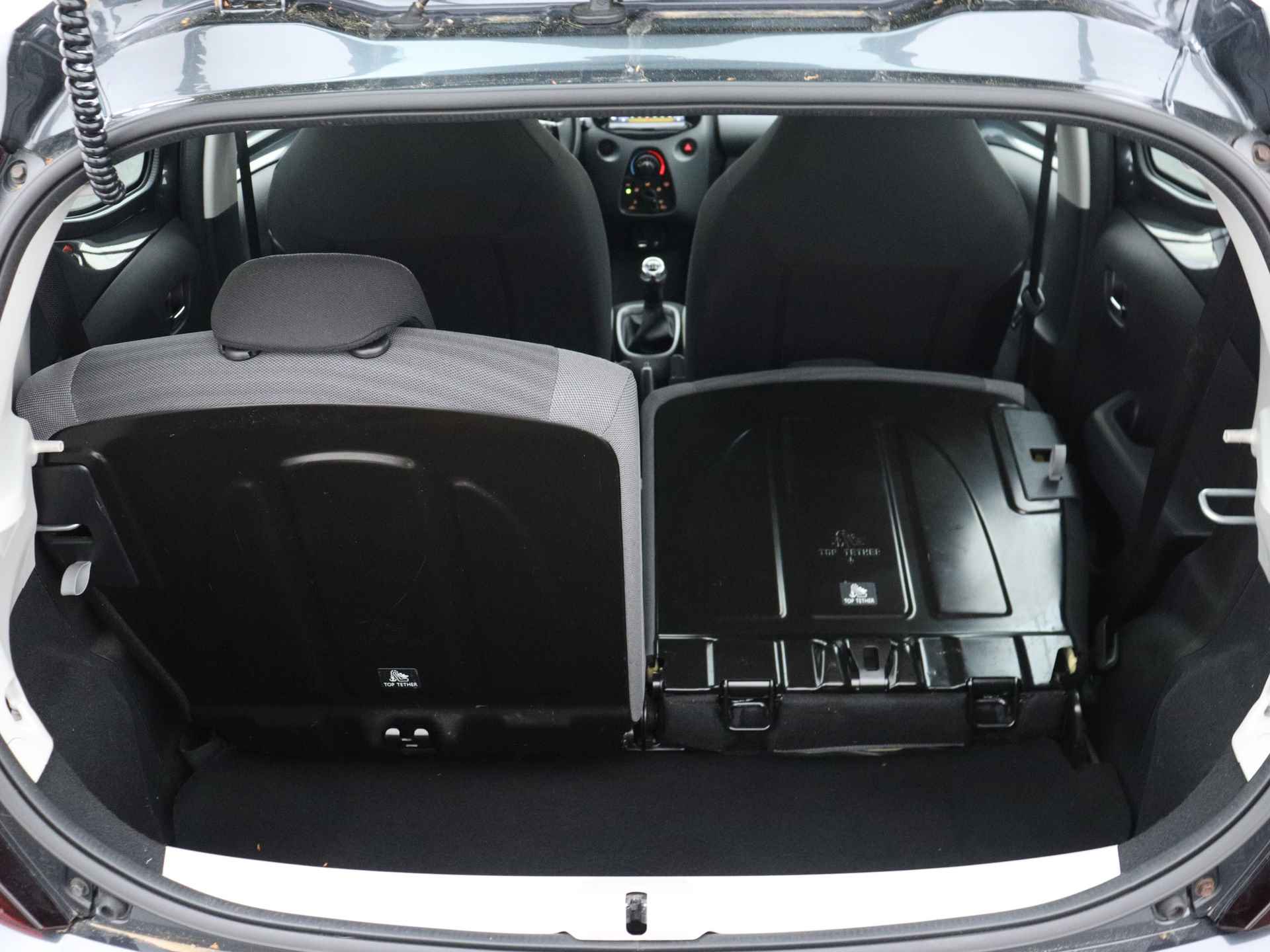 Toyota Aygo 1.0 VVT-i x-play | Camera | Apple Carplay/Android Auto | - 37/41