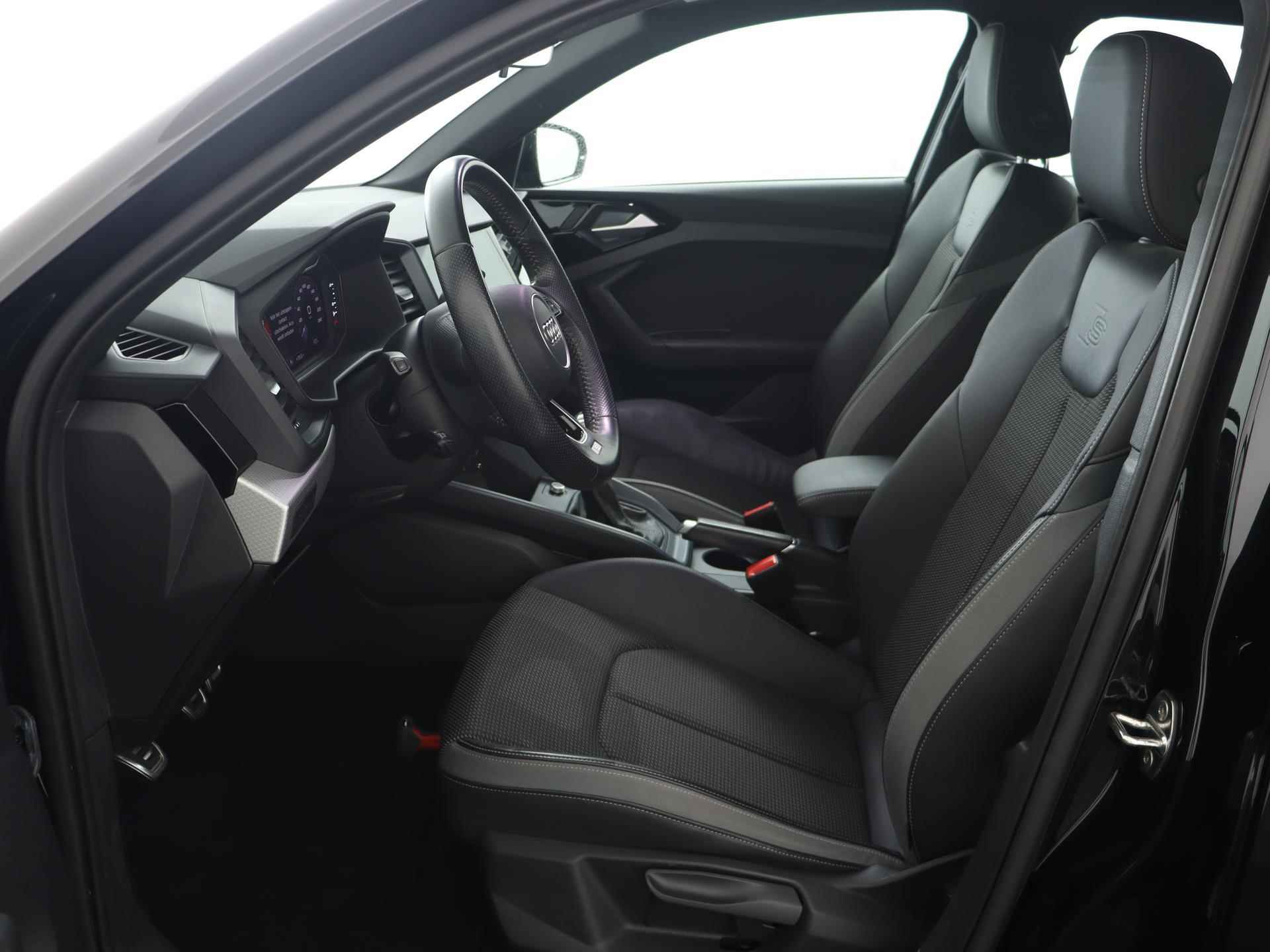 Audi A1 Sportback 25 TFSI Pro Line S | S-Line | Sportstoelen | Apple CarPlay | Full LED | - 22/40
