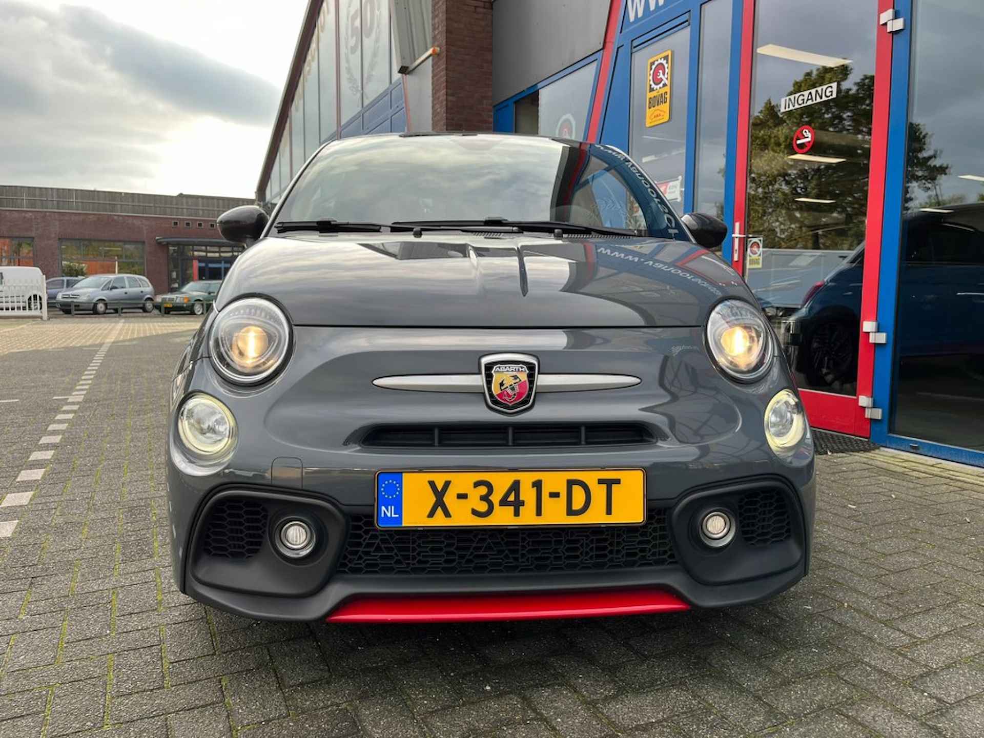 FIAT 500 ABARTH 695 1.4T 165pk Automaat XSR Yamaha Limited Edition - 26/30