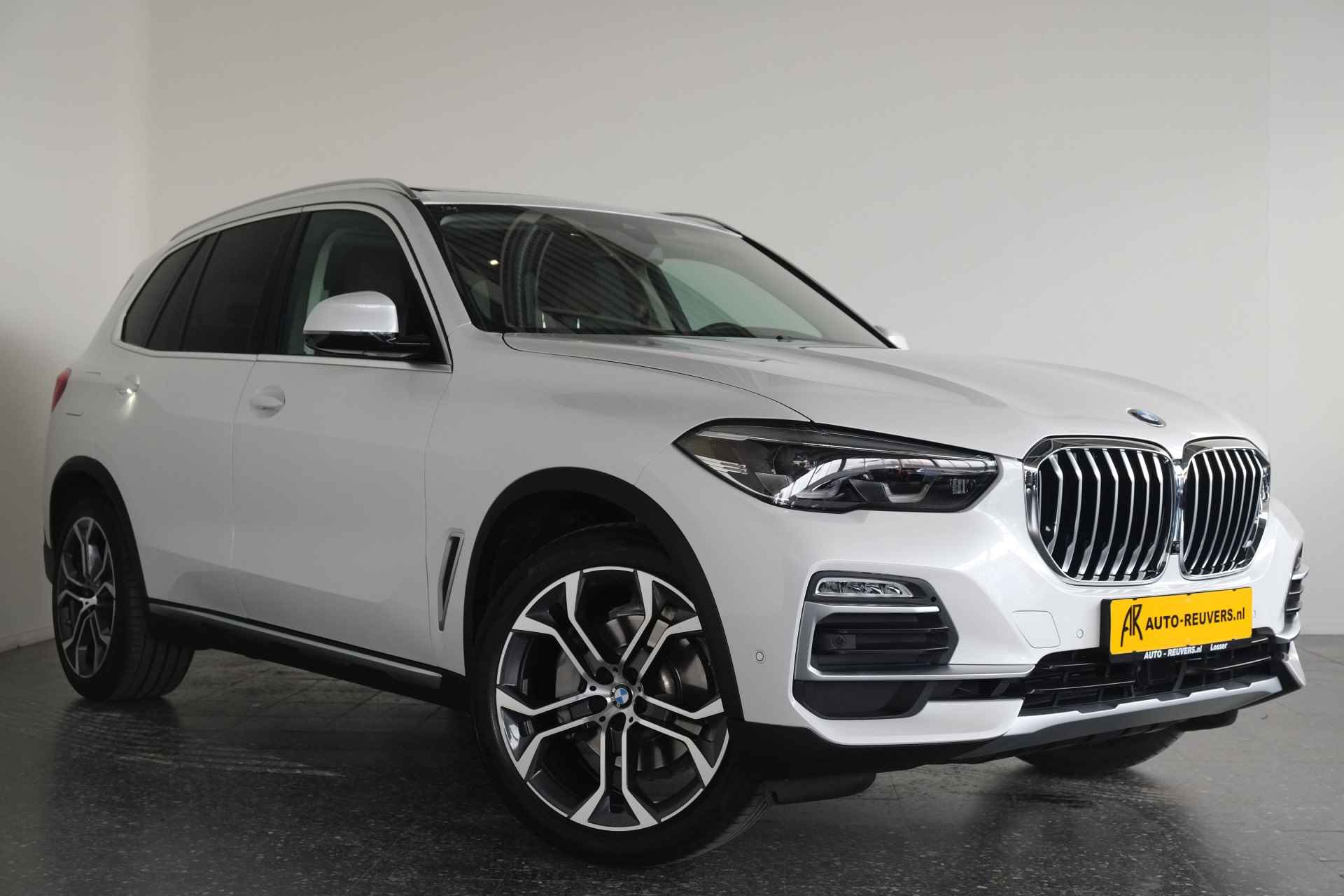 BMW X5 xDrive30d High Executive Opendak / LED / Leder / Cam / Head-Up - 3/52