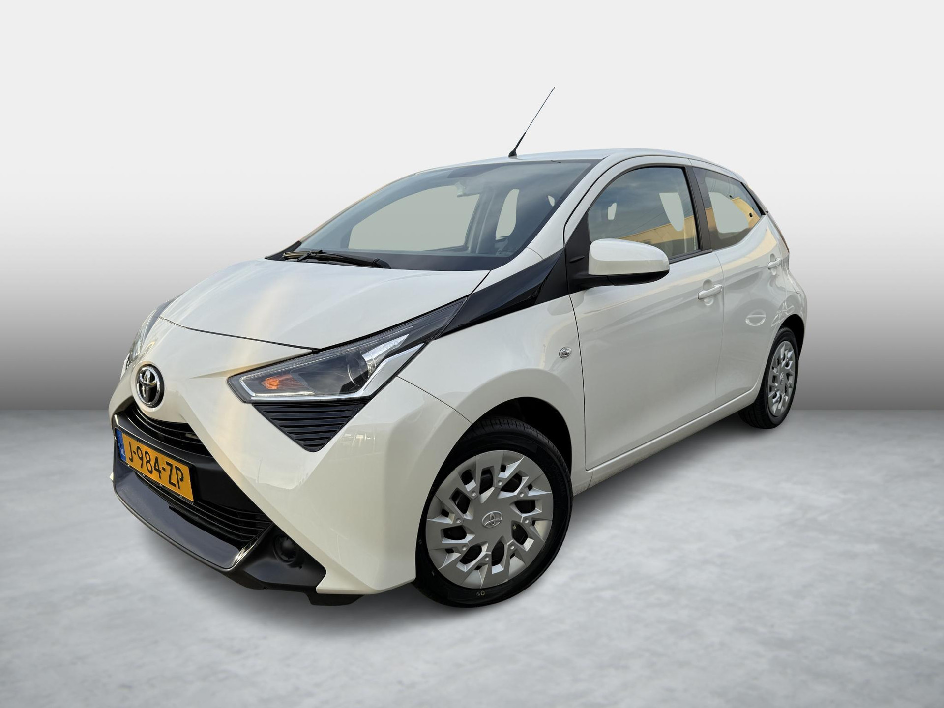 Toyota Aygo 1.0 VVT-i x-play