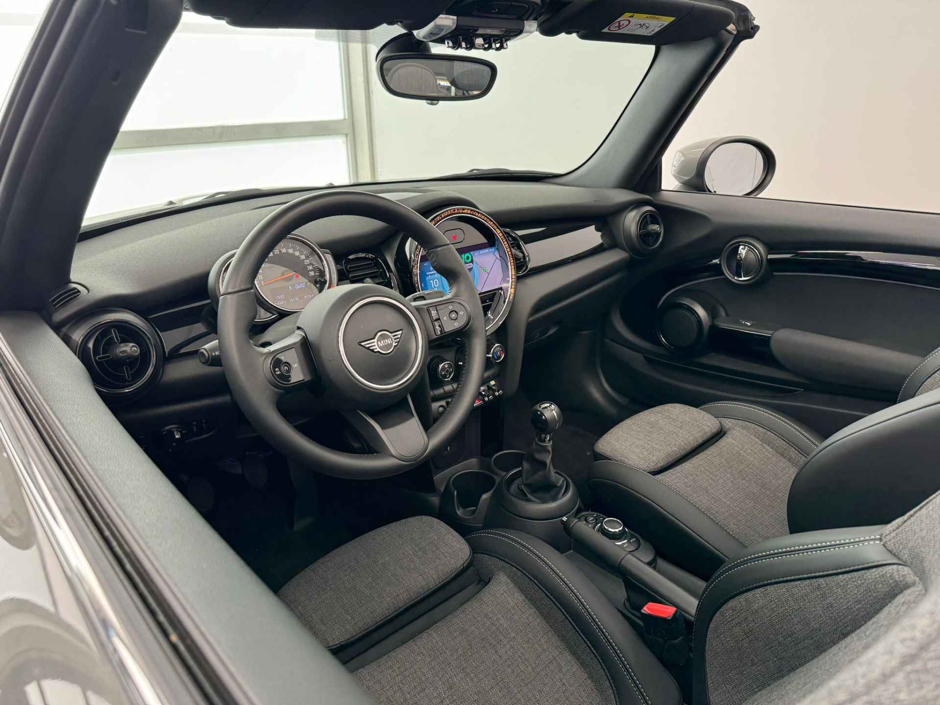 MINI Cabrio 1.5 Cooper Business Edition | Airco | Cruise control | Carplay | Leder | Alarm | DAB | LED | - 11/35