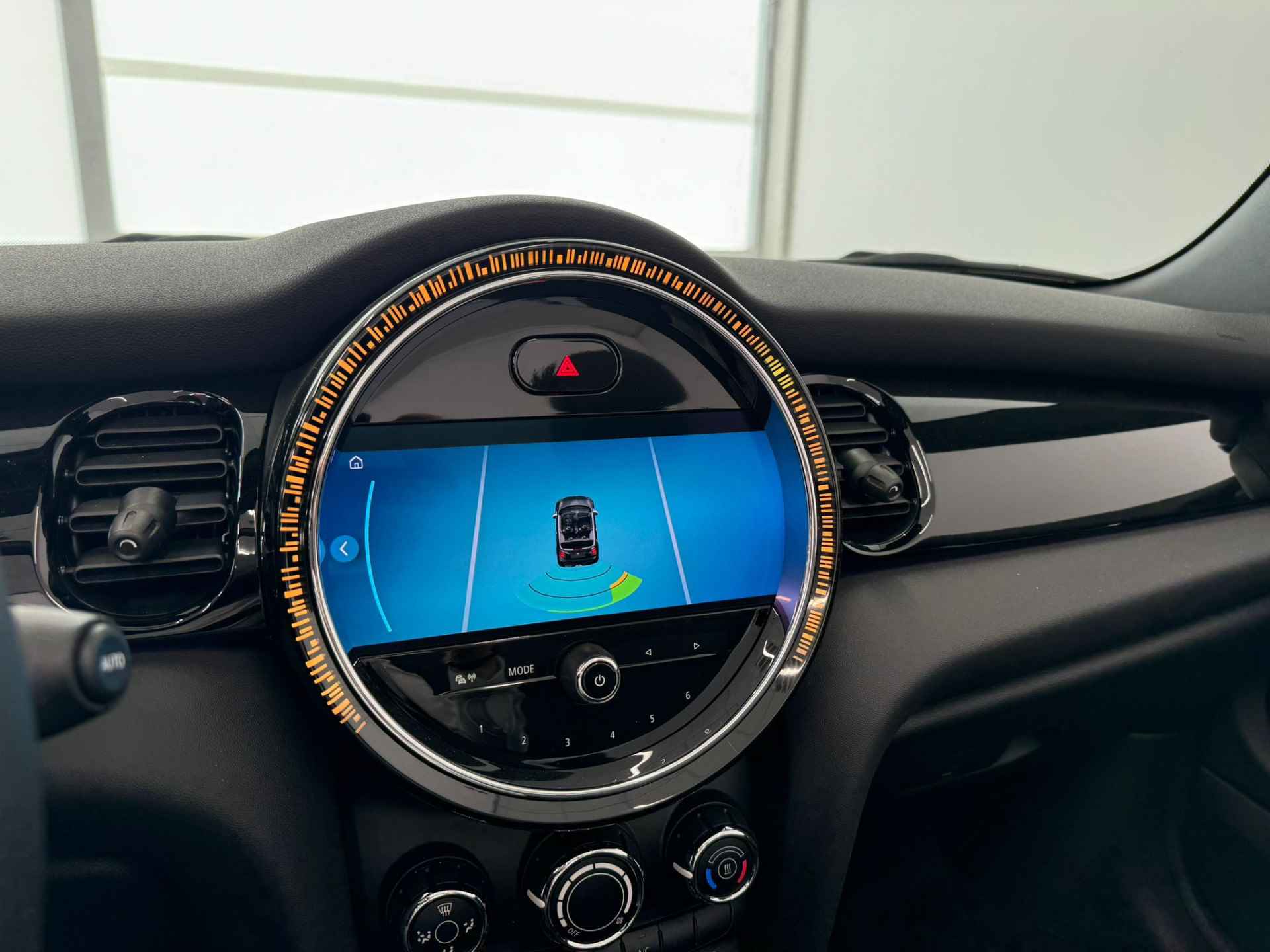 MINI Cabrio 1.5 Cooper Business Edition | Airco | Cruise control | Carplay | Leder | Alarm | DAB | LED | - 20/35