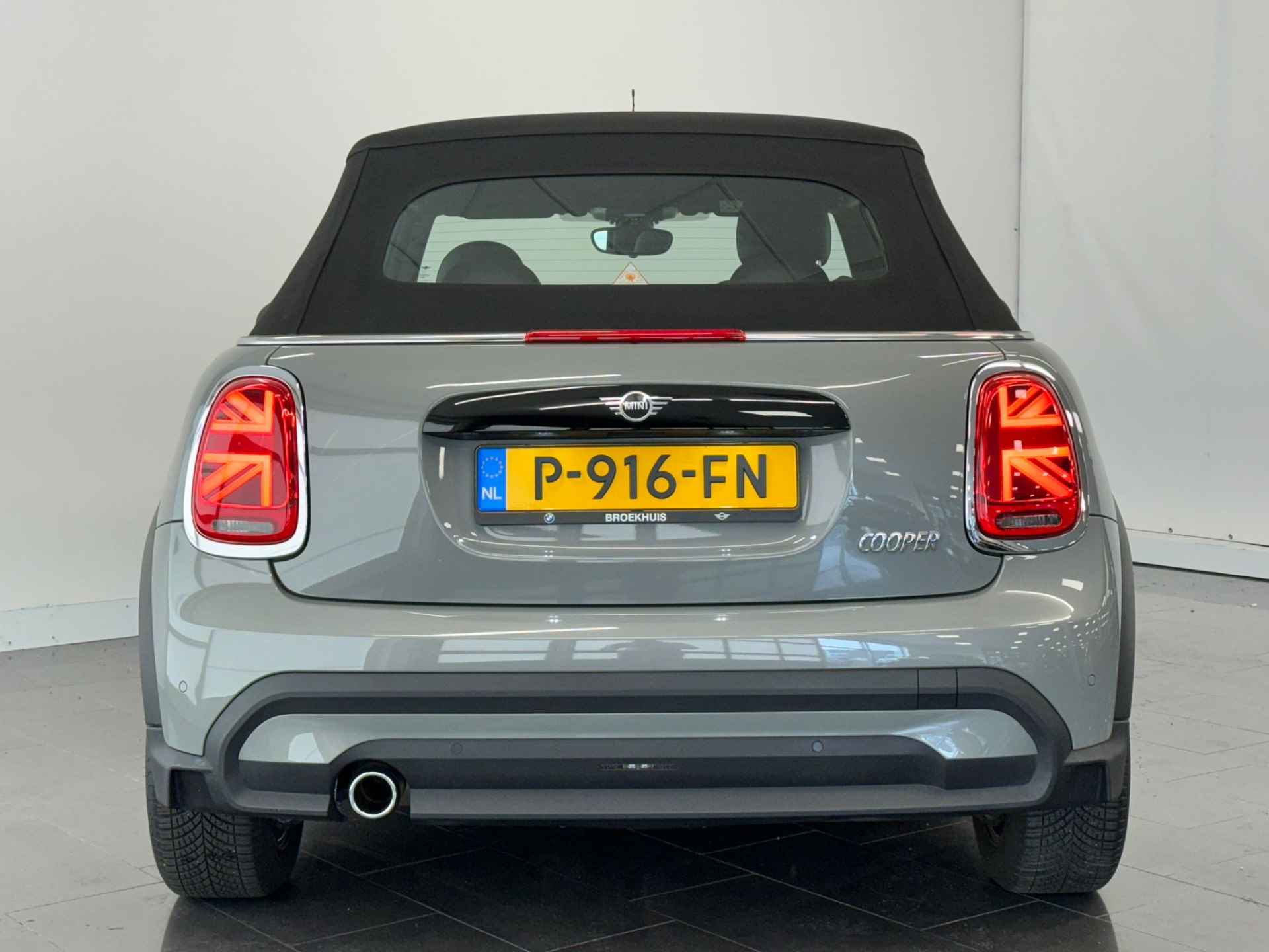 MINI Cabrio 1.5 Cooper Business Edition | Airco | Cruise control | Carplay | Leder | Alarm | DAB | LED | - 33/35