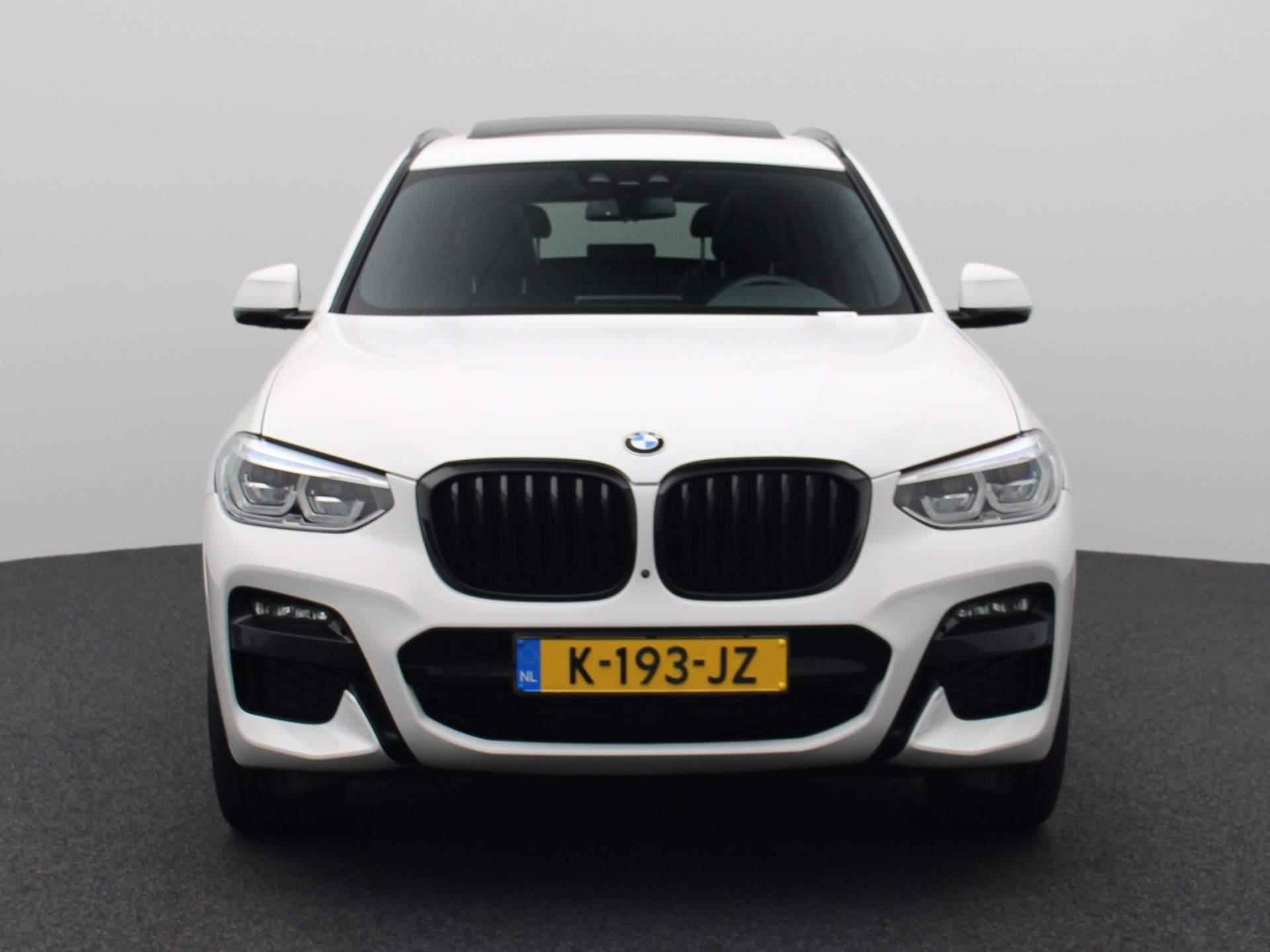 BMW X3 xDrive30e eDrive Edition M-sport | Lederen Bekleding | Navigatie | Schuifdak | Camera | Stuur + Stoelverwarming | - 3/43