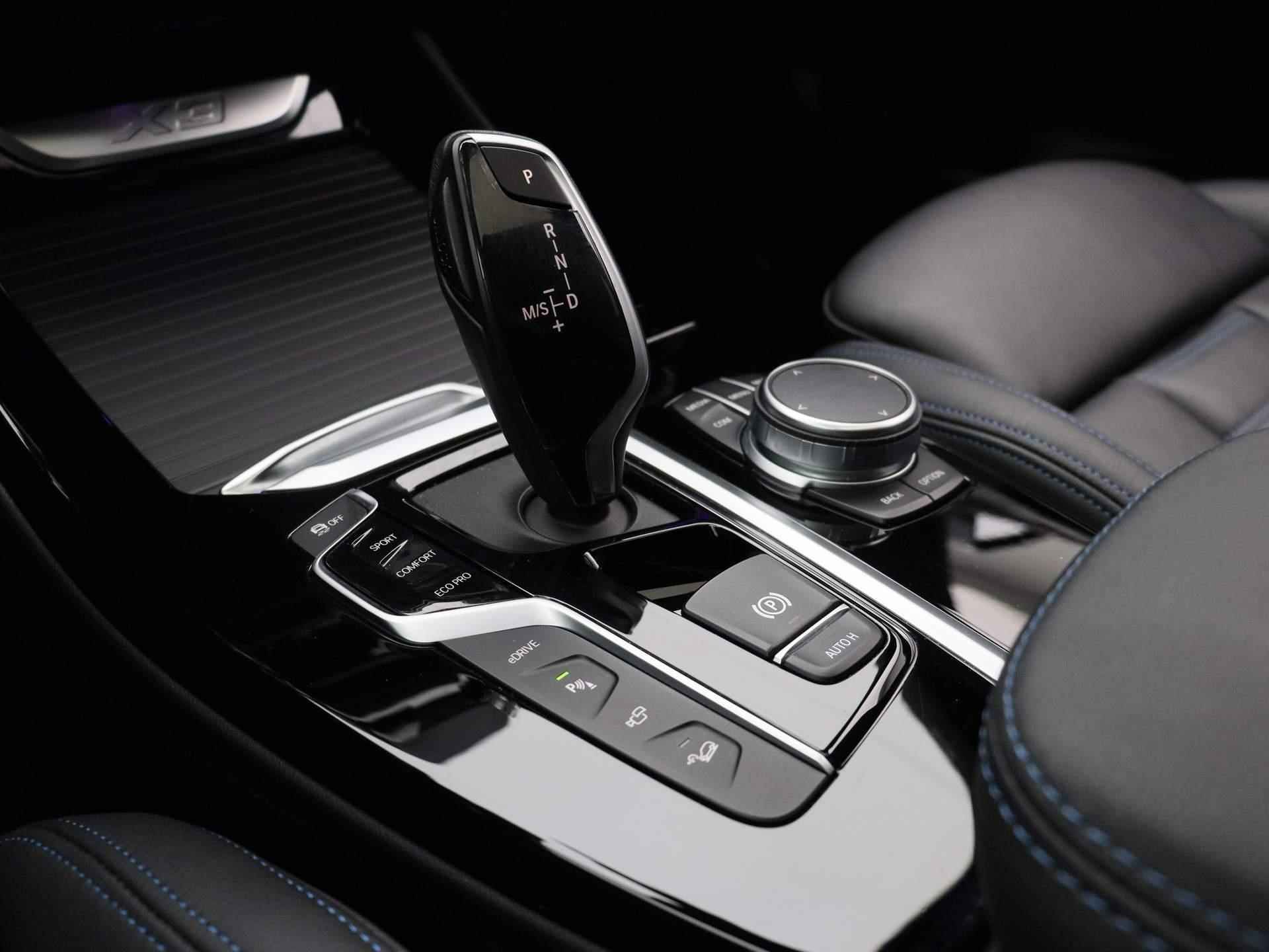 BMW X3 xDrive30e eDrive Edition M-sport | Lederen Bekleding | Navigatie | Schuifdak | Camera | Stuur + Stoelverwarming | - 18/43