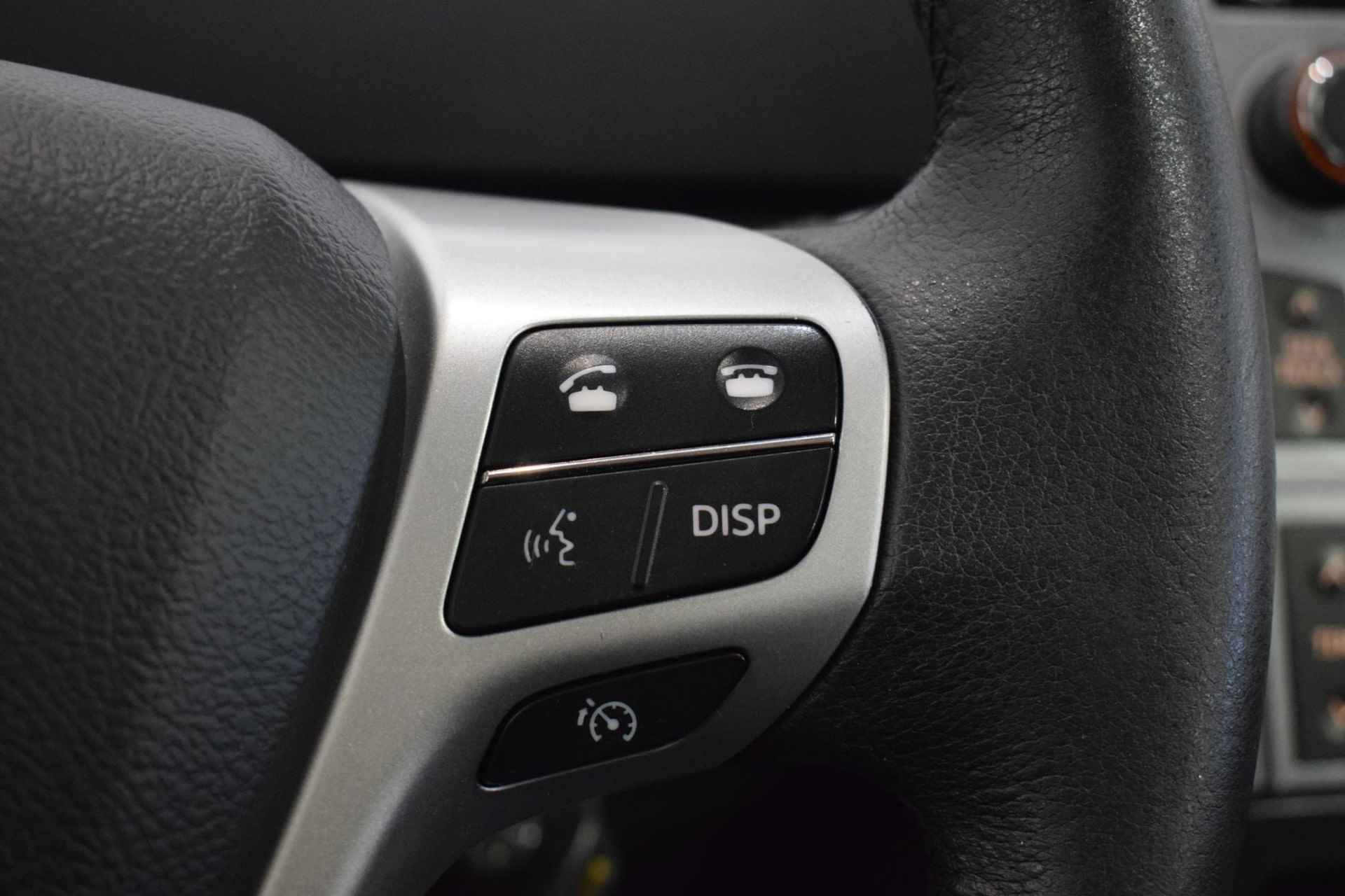 Toyota Verso 1.8 VVT-i Aspiration 7p. | Panorama dak | Parkeersensoren | Cruise-control | Climate control | Dealer onderhouden | - 29/37
