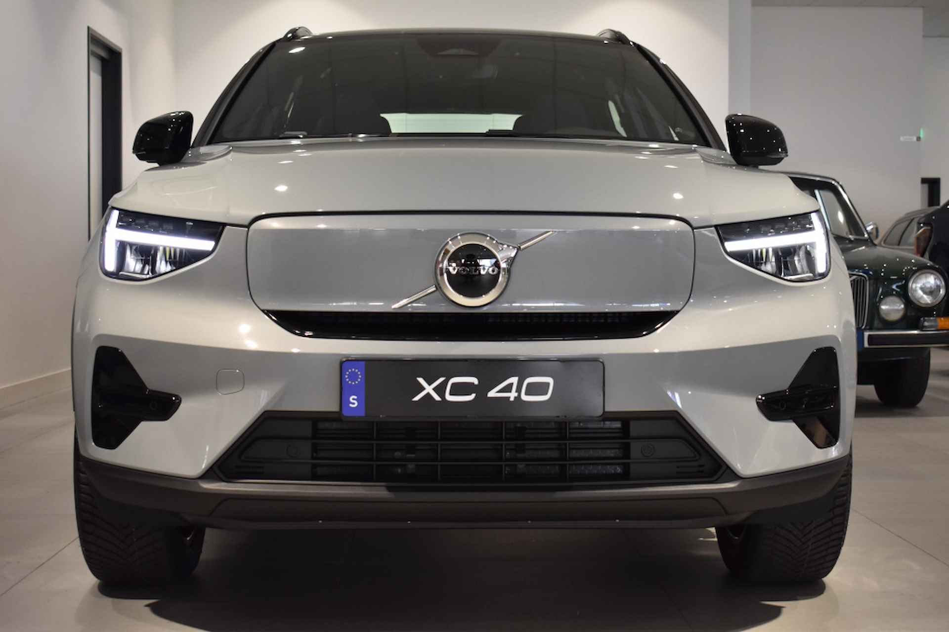 Volvo XC40 **NIEUW** Extended Range 252pk/82kWh | Core | Driver Assist | Cl - 37/40
