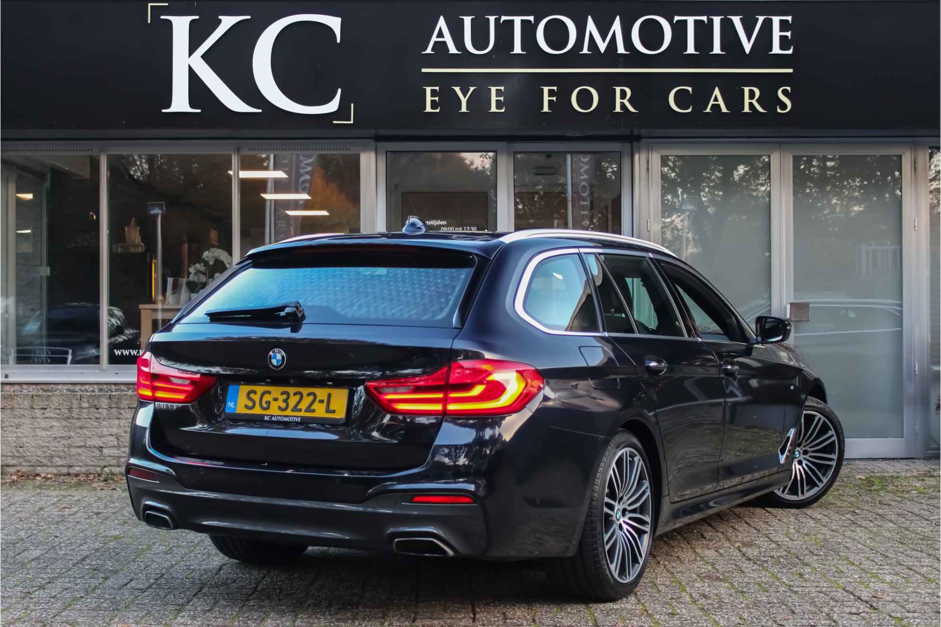 BMW 5 Serie Touring 520i High Executive | 1e eig. | M-Sport | - 9/32