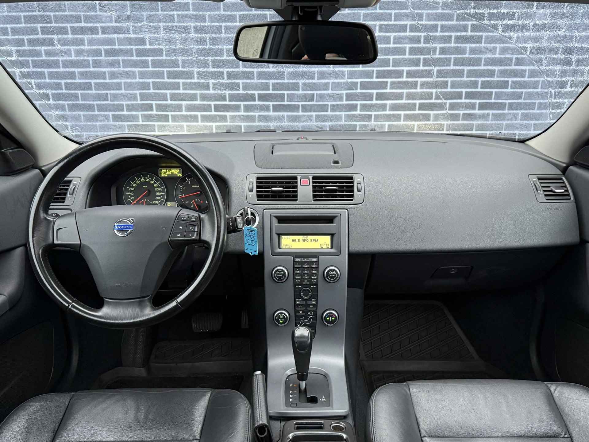 Volvo C30 2.5 T5 Kinetic | Uniek | Leder | Bi Xenon | Schuif Kanteldak | Stoelverwarming | Memory | Standkachel | - 5/29