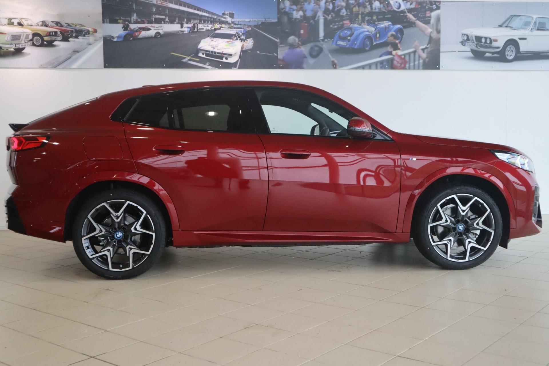 BMW iX2 xDrive30 | M Sportpakket | Premium pack - 4/25