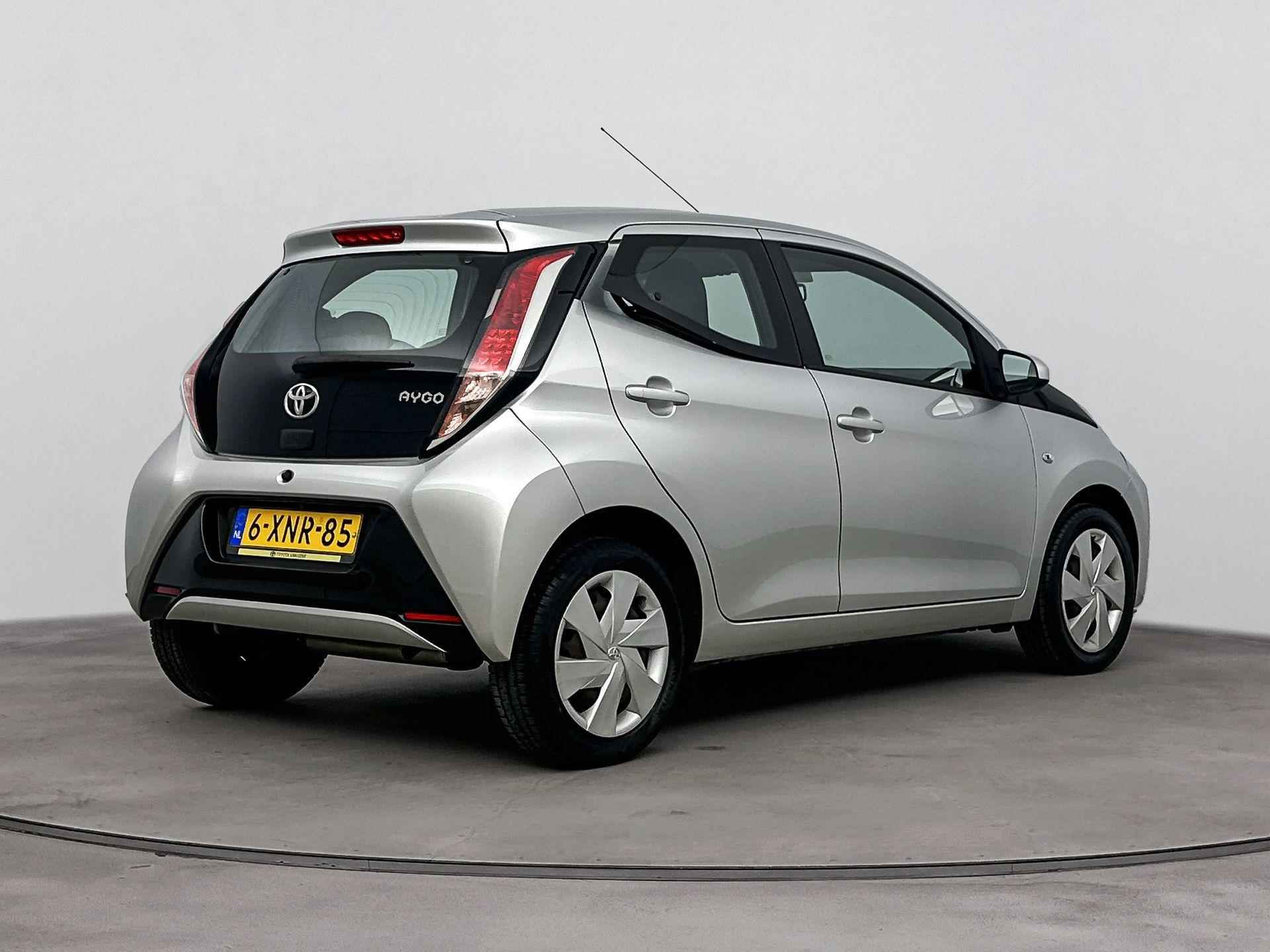 Toyota Aygo 1.0 VVT-i x-play | Automaat - 3/18