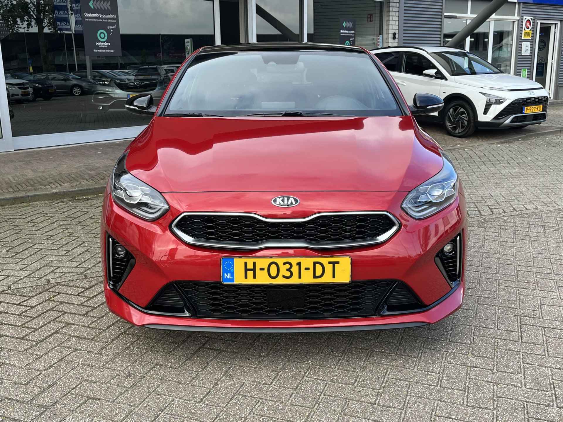 Kia ProCeed 1.0 T-GDI GT-PlusLine | Weekaanbieding! | Rijklaarprijs! | Panorama Dak Elektrisch | Climate Control | Navigatie | Cruise Control | JBL-Audio |  Alacantara Leder | Inclusief 12 mnd Garantie! | - 9/40