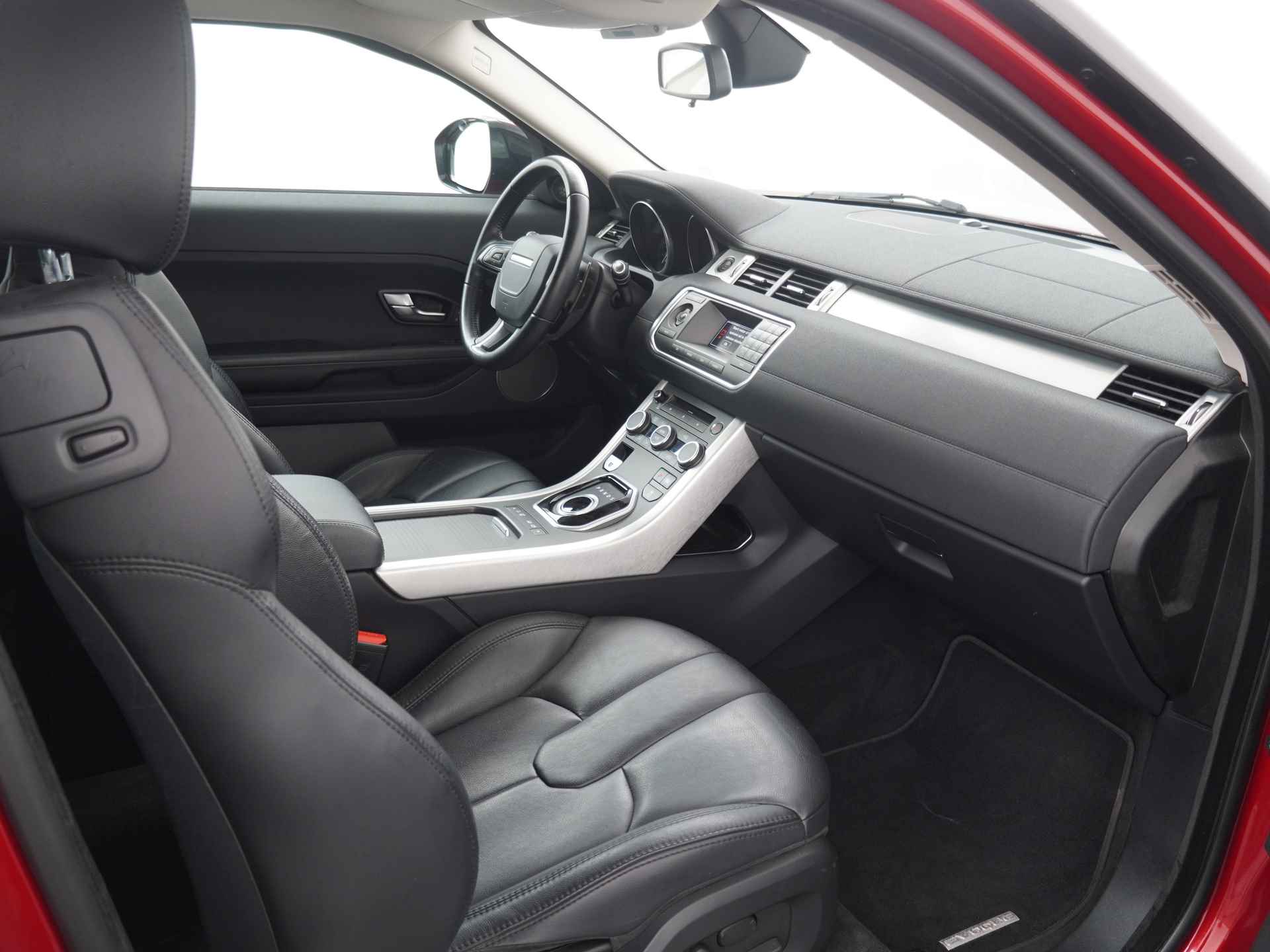 Land Rover Range Rover Evoque Coupé 2.0 Si 4WD Pure - Xenon - Lederen bekleding - Elektrisch verstelbare voorstoelen - 12 maanden BOVAG garantie - 38/48