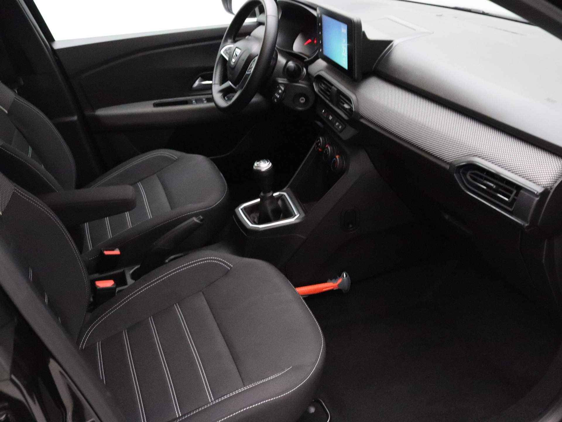 Dacia Sandero TCe 100pk Bi-Fuel Expression ALL-IN PRIJS! Airco | Cruise control | Trekhaak - 34/36