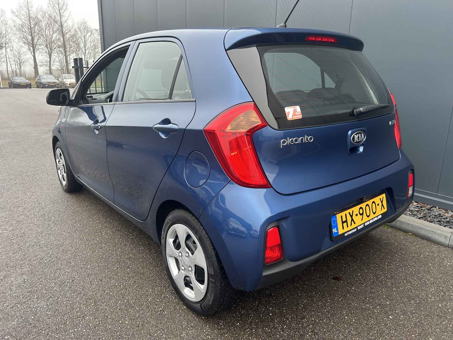 Kia Picanto 1.0 CVVT ComfortLine - 4/26