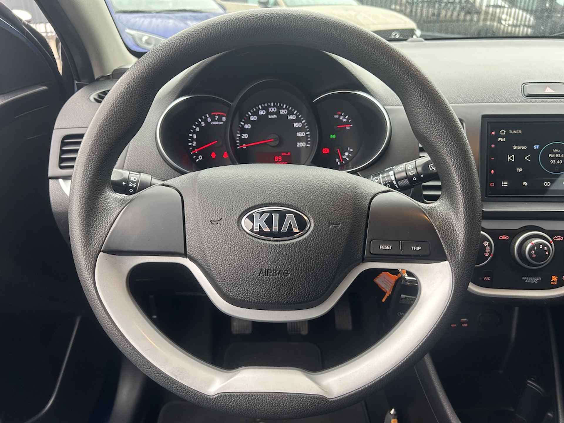 Kia Picanto 1.0 CVVT ComfortLine - 14/26