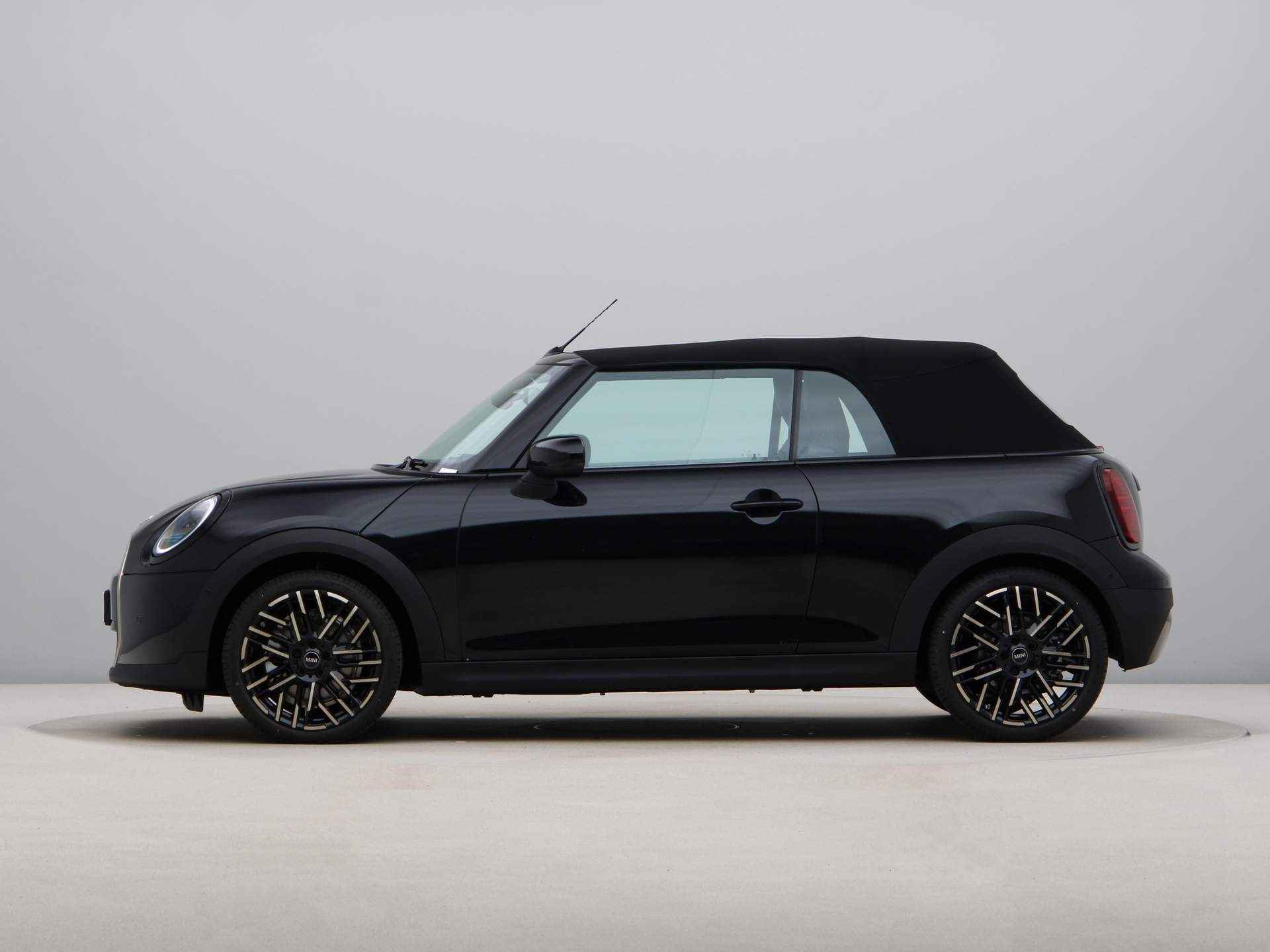 MINI Cabrio Cooper C Favoured Pakket M - 20/32