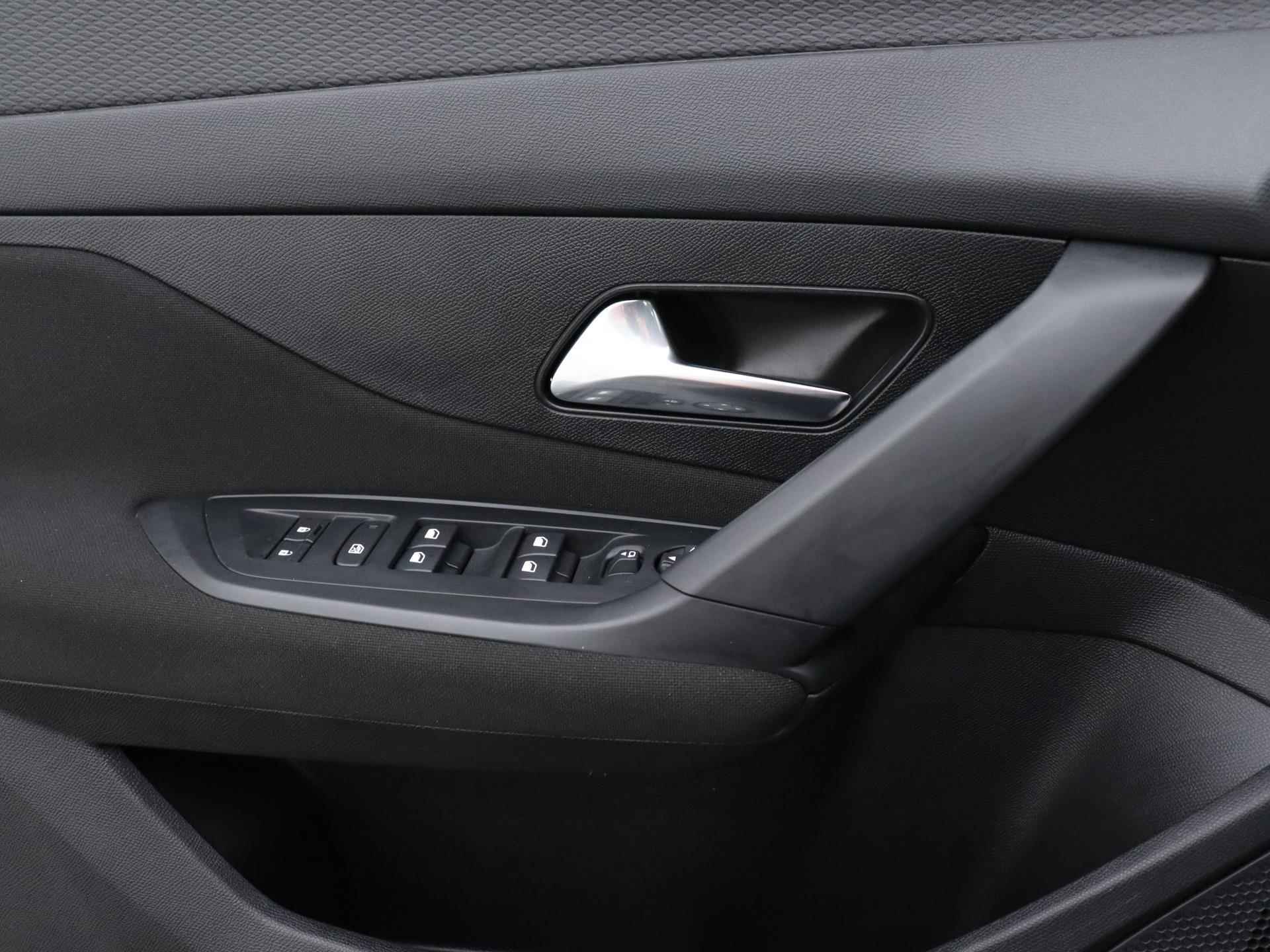 Peugeot 308 SW Active Pack Business 130pk Automaat | Navigatie | Parkeersensoren Achter | Climate Control | Licht Metalen Velgen 16" | Apple Carplay/Android Auto - 17/36