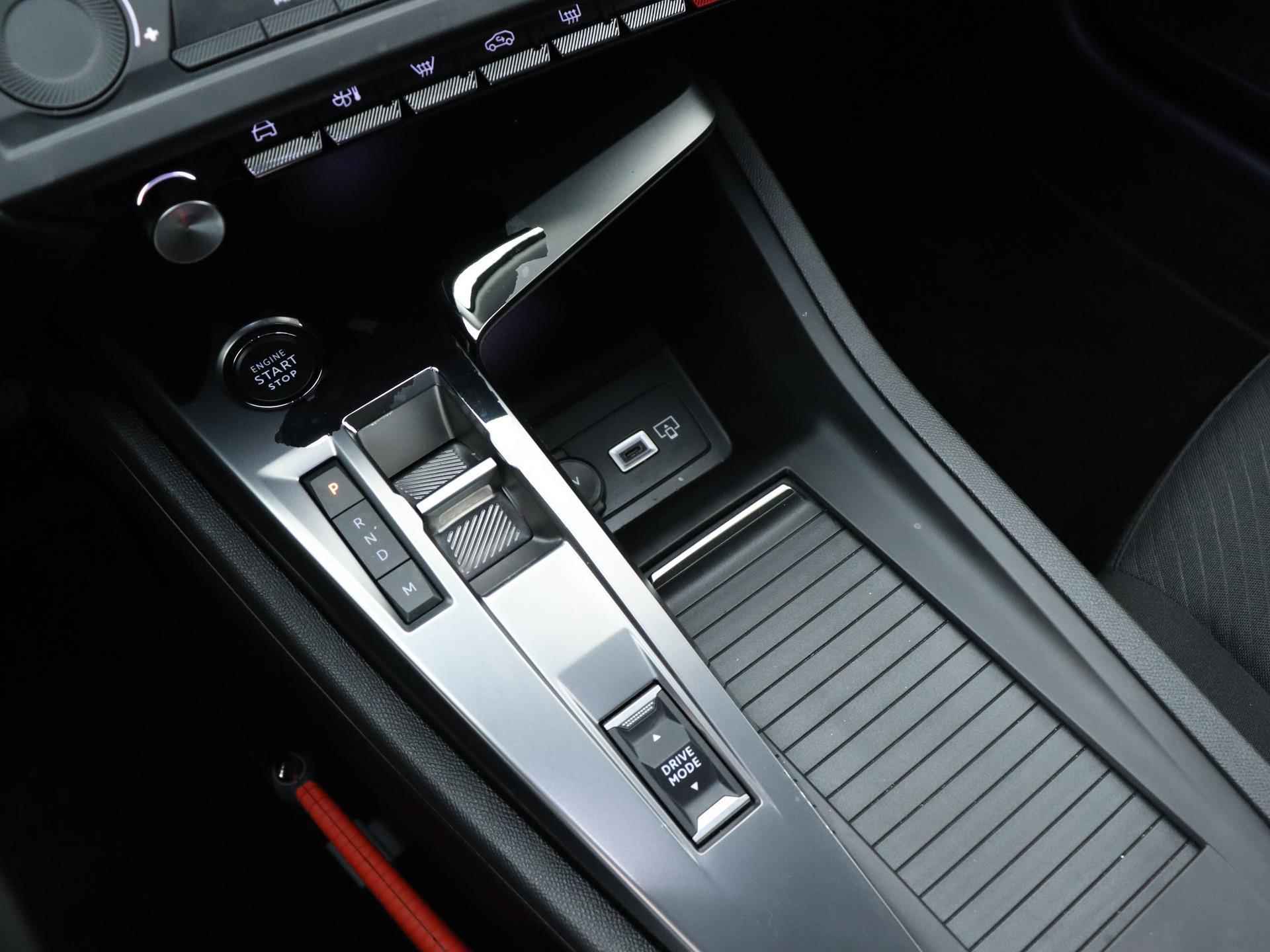 Peugeot 308 SW Active Pack Business 130pk Automaat | Navigatie | Parkeersensoren Achter | Climate Control | Licht Metalen Velgen 16" | Apple Carplay/Android Auto - 26/36