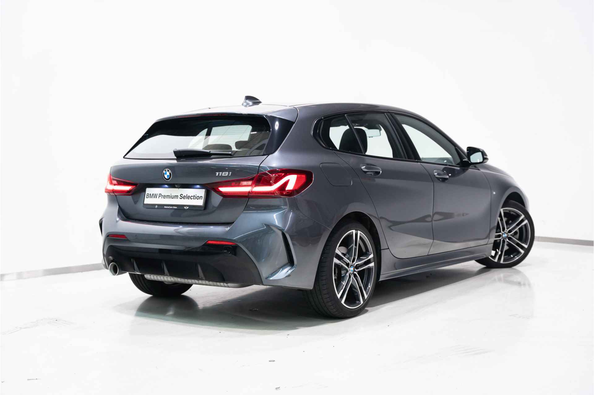 BMW 1 Serie 118i Executive M Sportpakket - 3/25