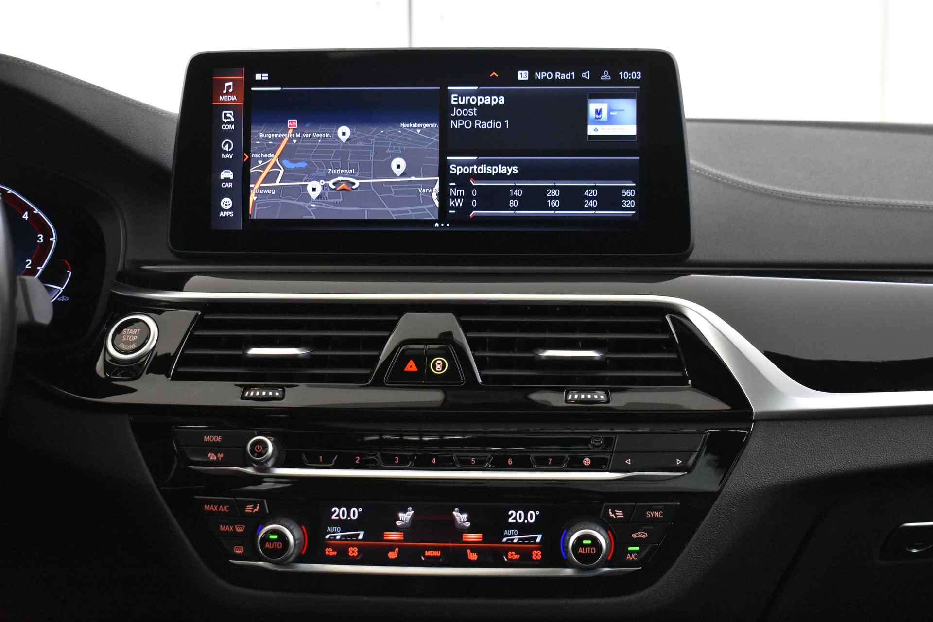 BMW 5 Serie Touring 540i xDrive High Executive M Sport Automaat / Panoramadak / Laserlight / Head-Up / Live Cockpit Professional / M Sportonderstel / Comfortstoelen / Harman Kardon - 29/55