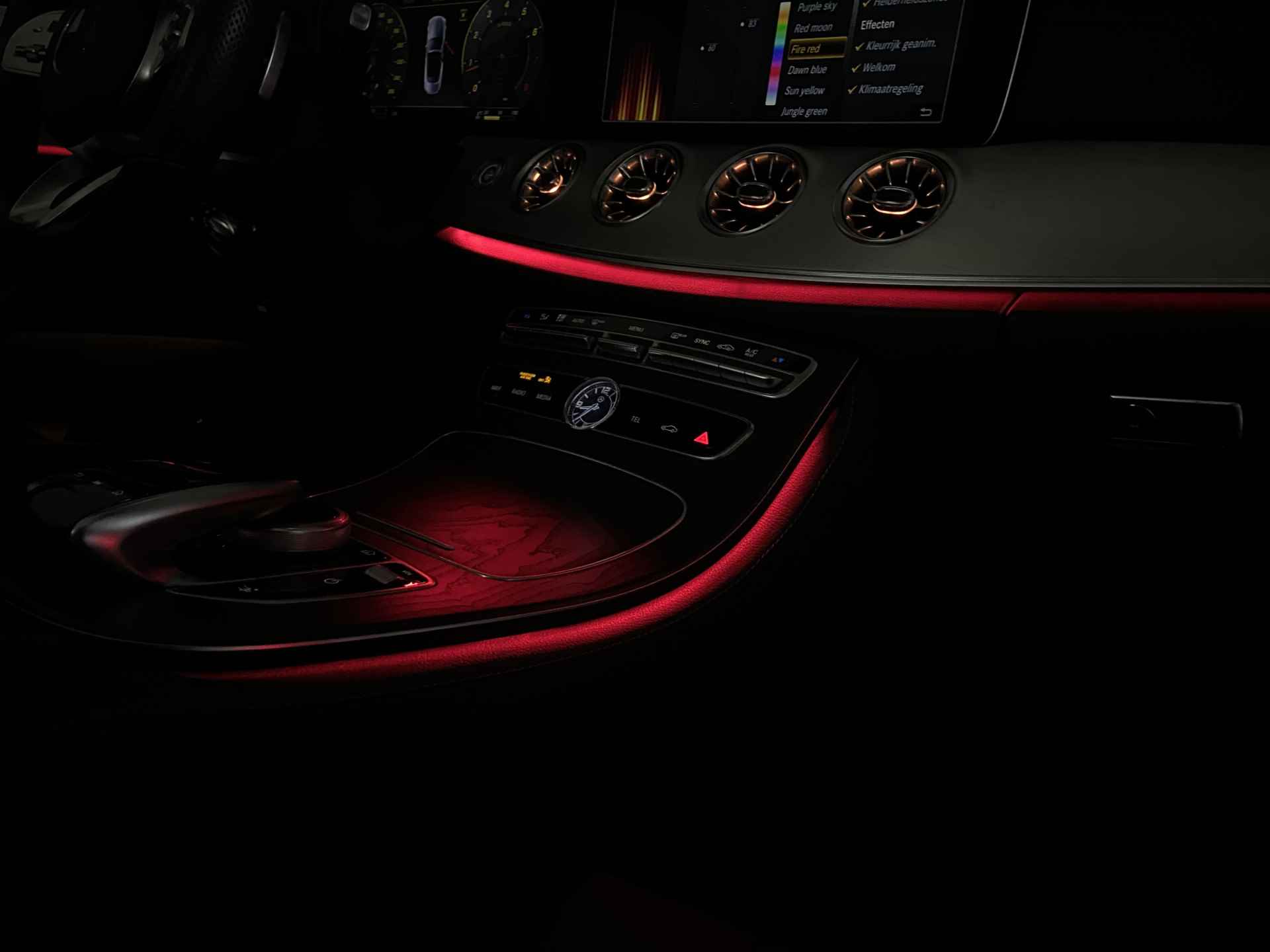 Mercedes-Benz E-klasse Cabrio 350 Premium Plus✅Sfeerverlichting✅Trekhaak✅AMG-Line✅Stoelverwarming✅Virtual Cockpit✅Nekverwarming✅ - 10/119