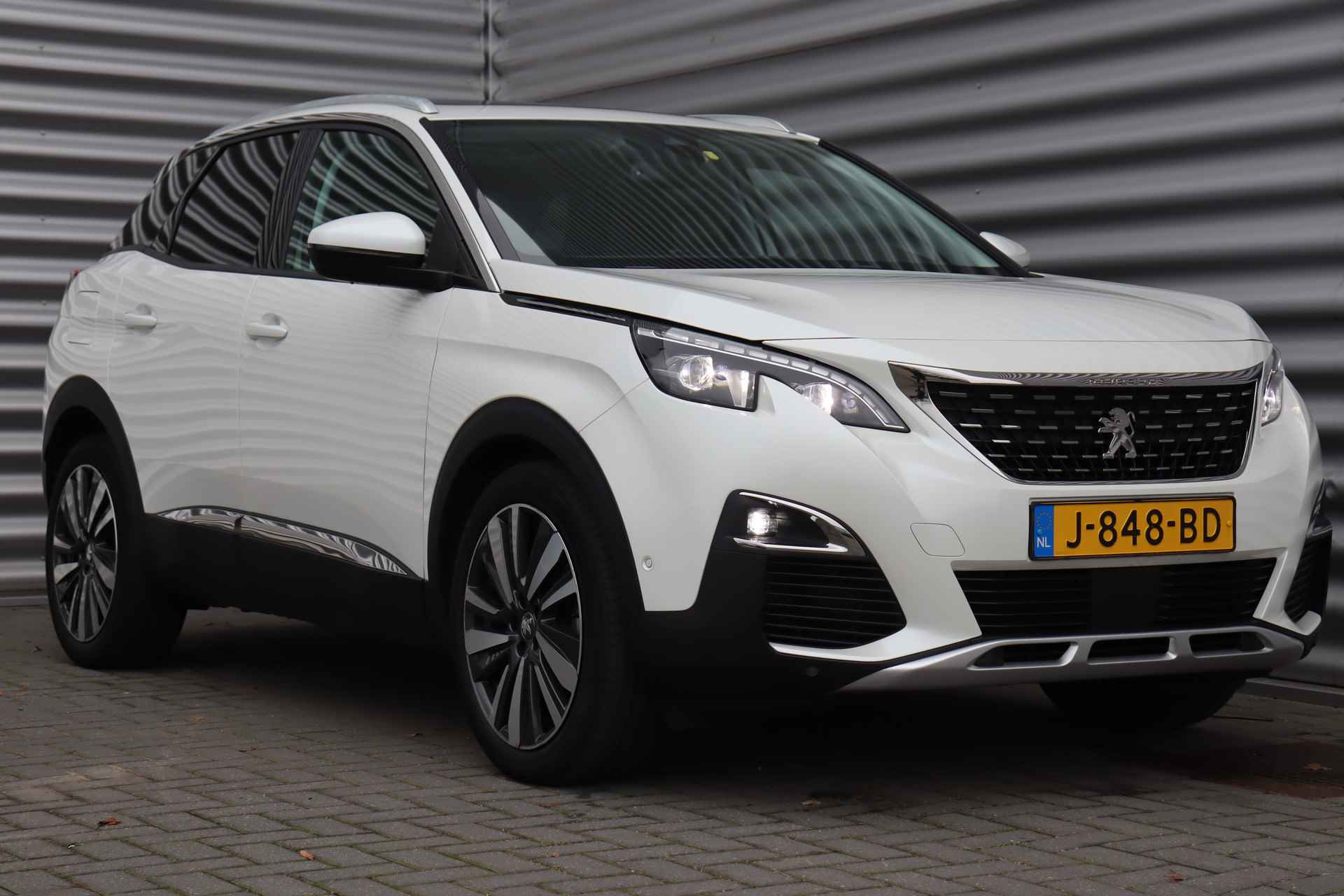 Peugeot 3008 1.2 PURETECH 130PK ALLURE+ AUTOMAAT - 4/44