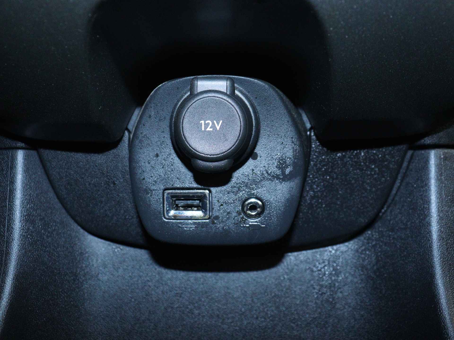 Toyota Aygo 1.0 VVT-i x-cite Limited | Airco | Camera | LM velgen | - 39/40