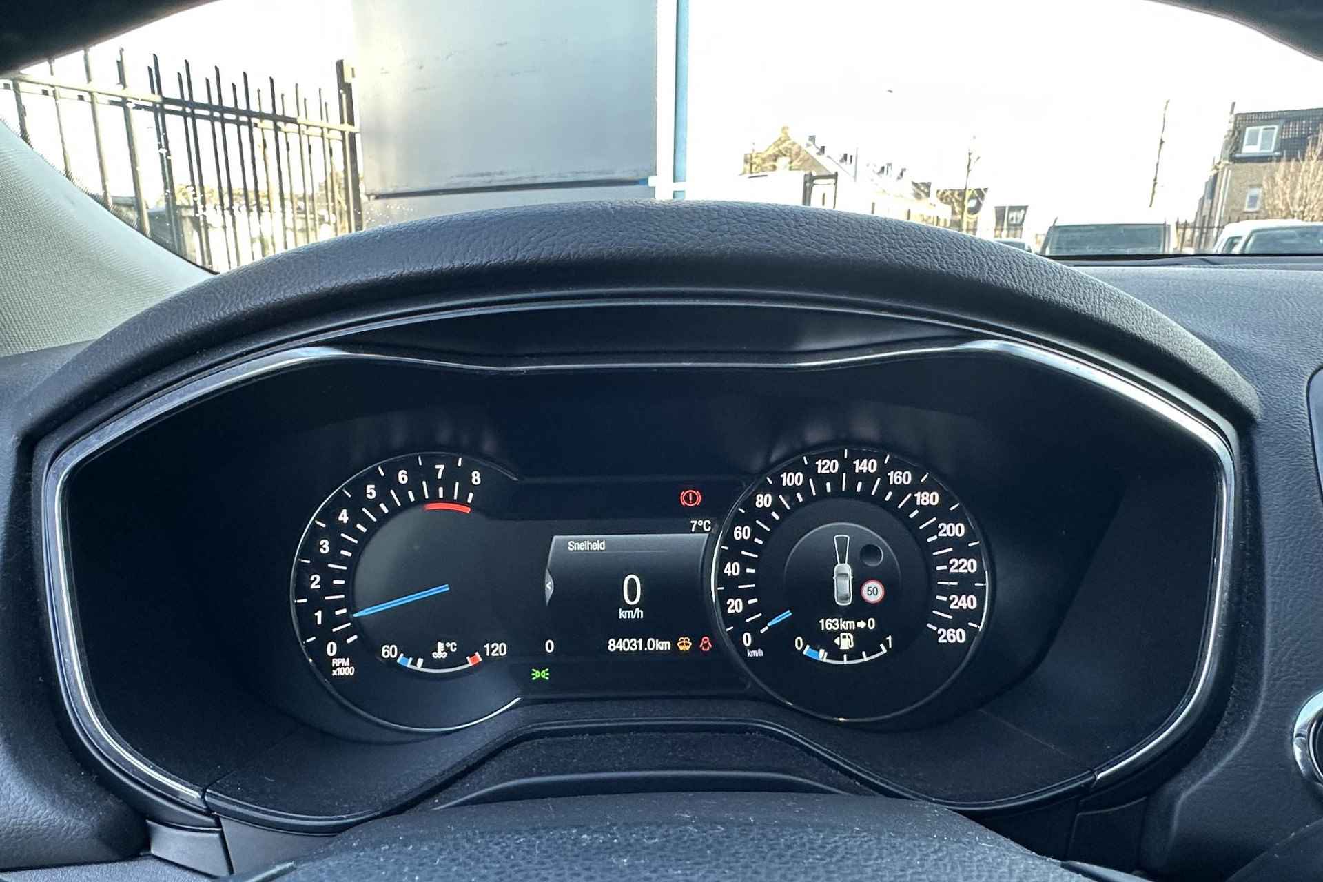 Ford Mondeo 1.5 Titanium Lease Edition | Adaptive Cruise Control | Winter Pack | Elektrische achterklep | 19''inch - 15/25