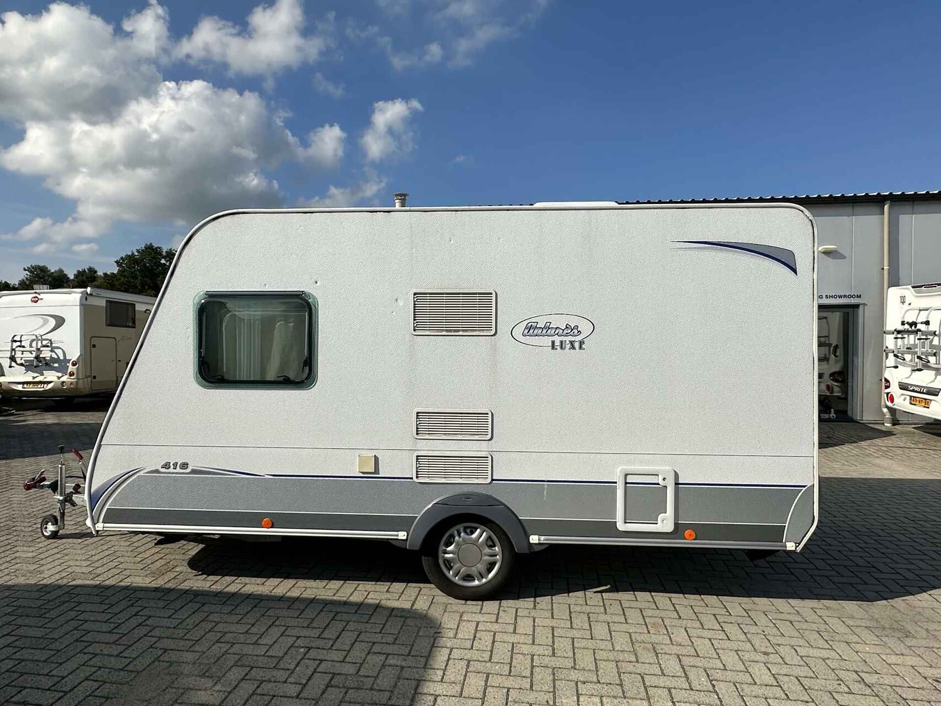 CARAVELAIR 416 ANTARES STAPELBED +LICHTGEWICHT+HOGE KOELKAST - 4/20