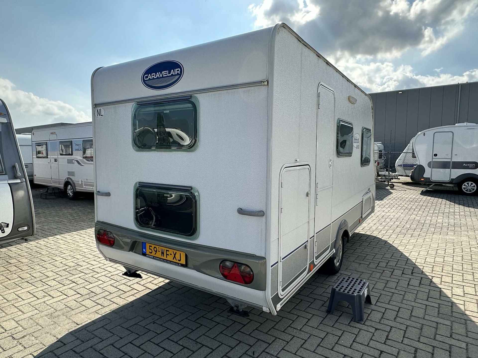 CARAVELAIR 416 ANTARES STAPELBED +LICHTGEWICHT+HOGE KOELKAST - 6/20