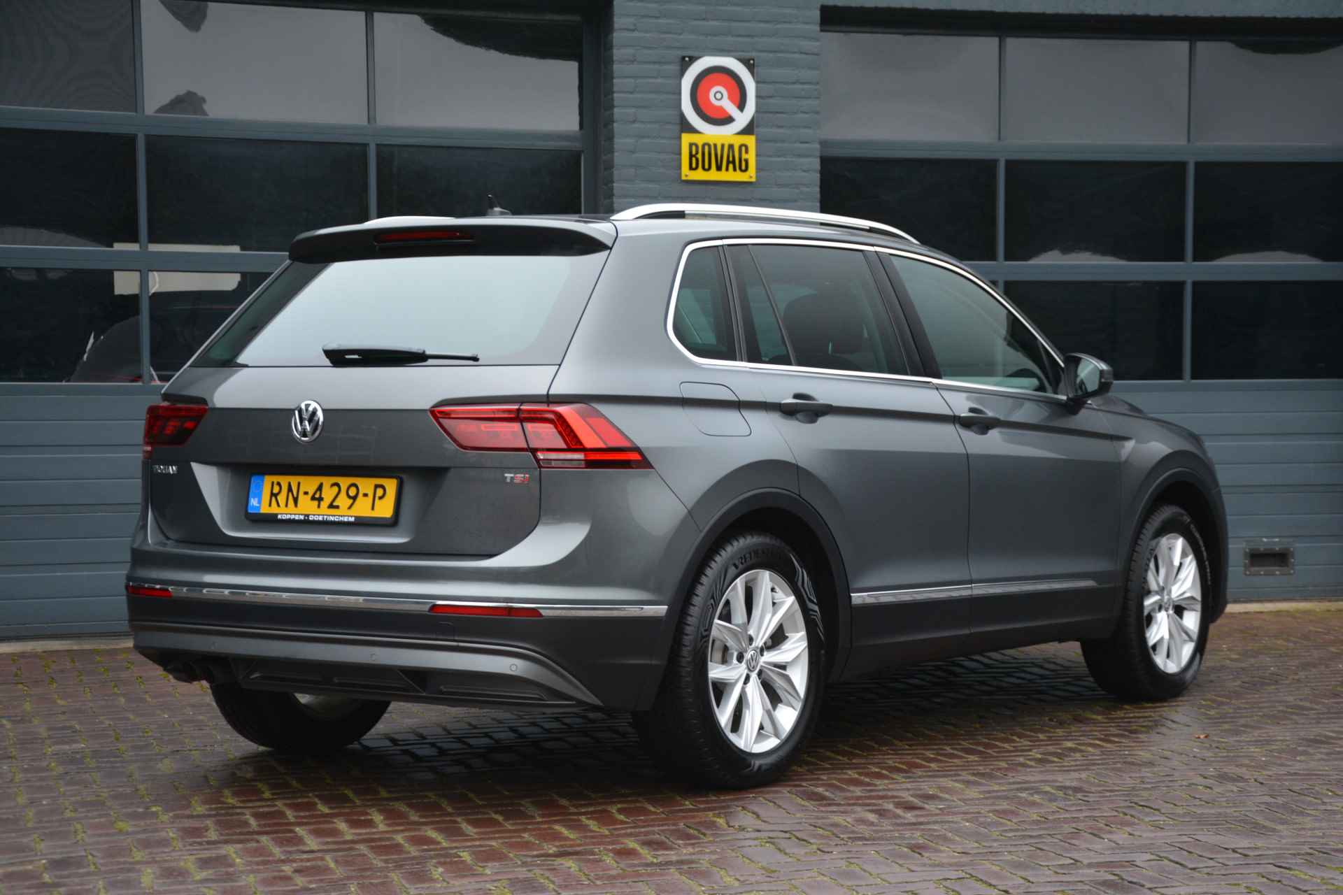 Volkswagen Tiguan 1.4 TSI Highline Automaat - 6/27