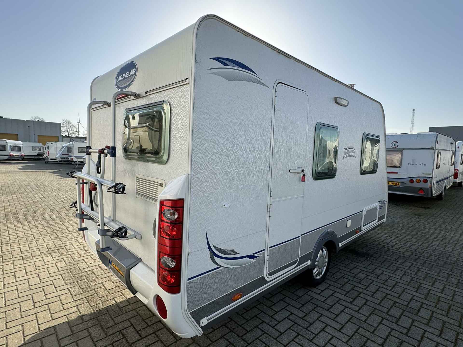 CARAVELAIR AMBIANCE STYLE 400, DWARSBED, FIETSENDR, VOORTENT - 4/24