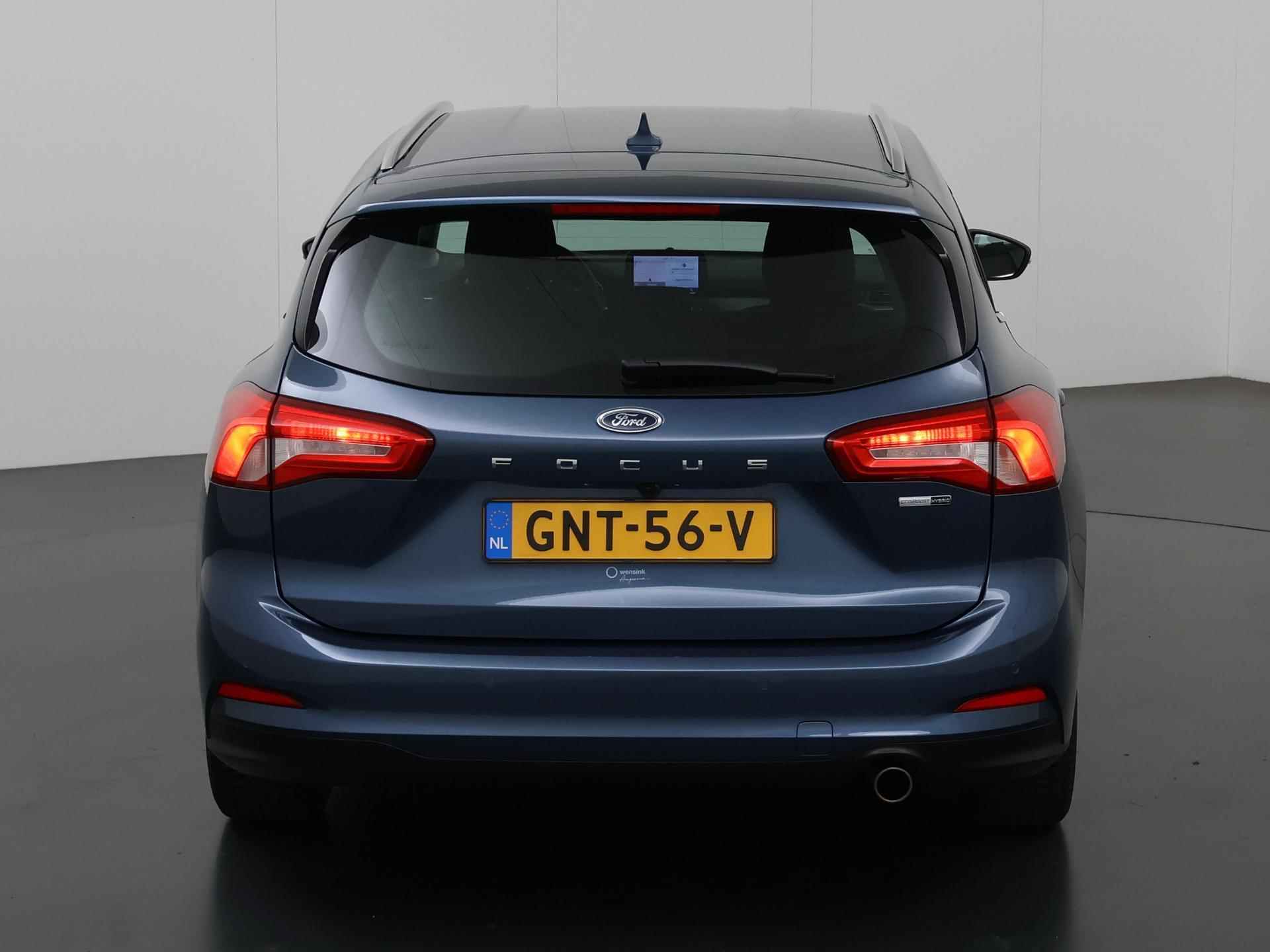 Ford Focus Wagon 1.0 EcoBoost Titanium Business | Parkeercamera | Winterpack | Climate Control | Navigatiesysteem | - 5/43