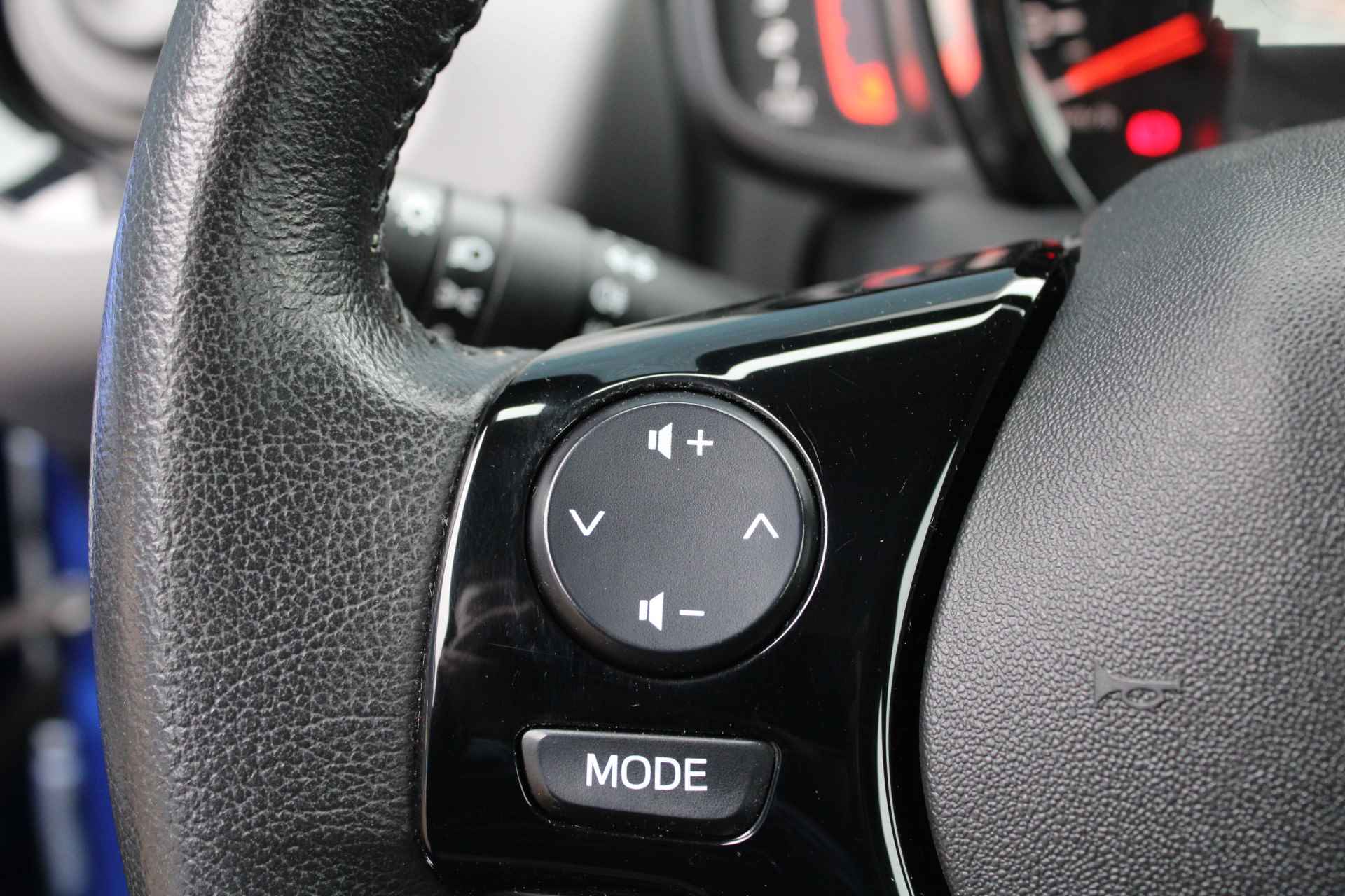 Peugeot 108 5drs 1.0 e-VTi Allure | Navigatie | Bluetooth | LED | All season | - 21/25