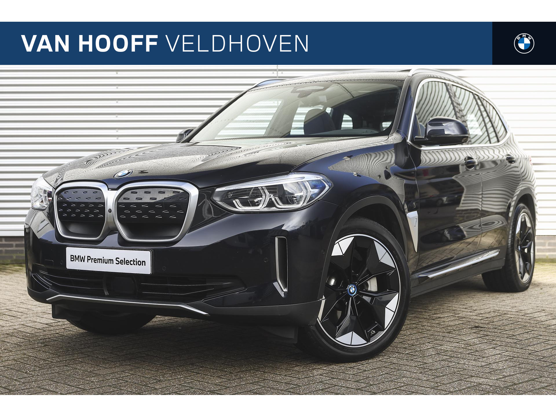 BMW iX3 High Executive / Trekhaak / Sportstoelen / Adaptieve LED / Comfort Access / Parking Assistant Plus / Gesture Control / Adaptief onderstel