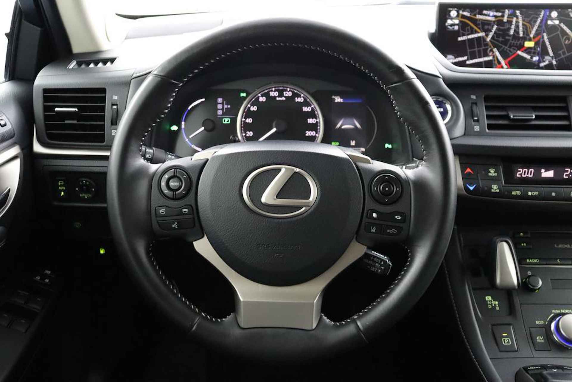 Lexus CT 200h Luxury Line | Lederen bekleding | Navigatie | Parkeersensoren | Stoelverwarming | - 19/57