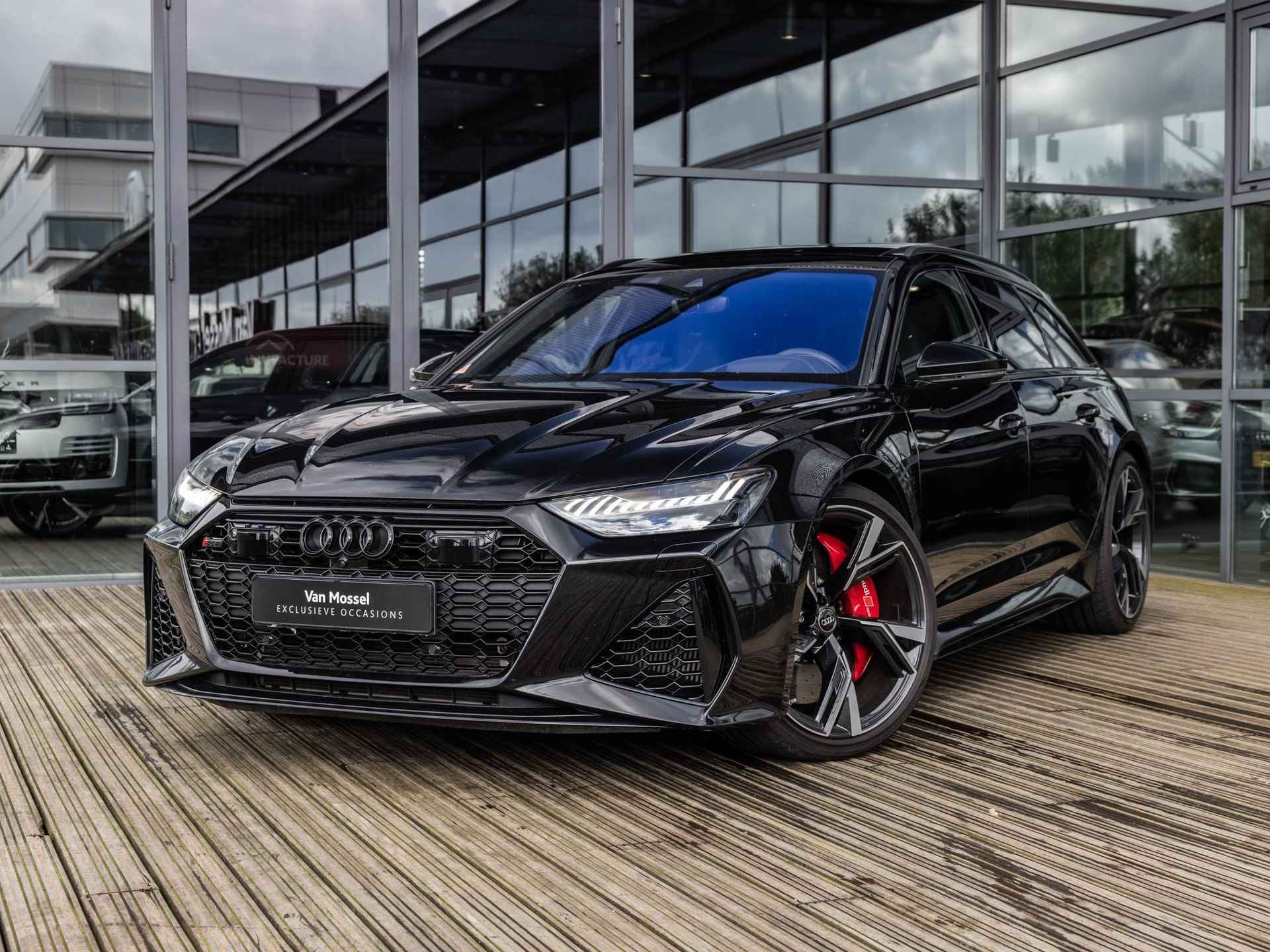 Audi RS6 Avant 4.0 TFSI QUATTRO | DYNAMIC PLUS | B&O SOUND | PANORAMADAK | KERAMISCHE SCHIJVEN | MATRIXLED | CARBON INTERIEUR | KEYLESS | SOFTCLOSE | 4-WIEL BESTURING | 305 KM/U | BTW | STOELVENTILATIE | 360 CAMERA | - 2/55