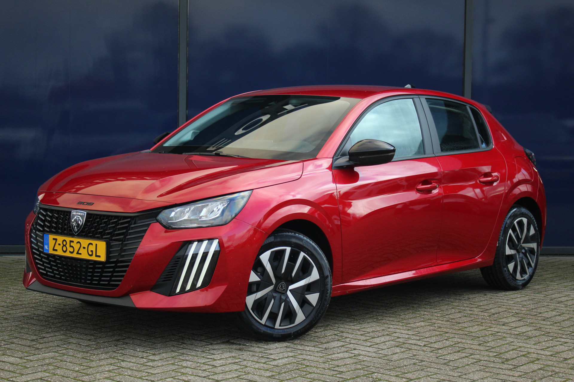 Peugeot 208 1.2 PureTech 100 Active # | Carplay | Led | Dab | Cruise | PDC achter