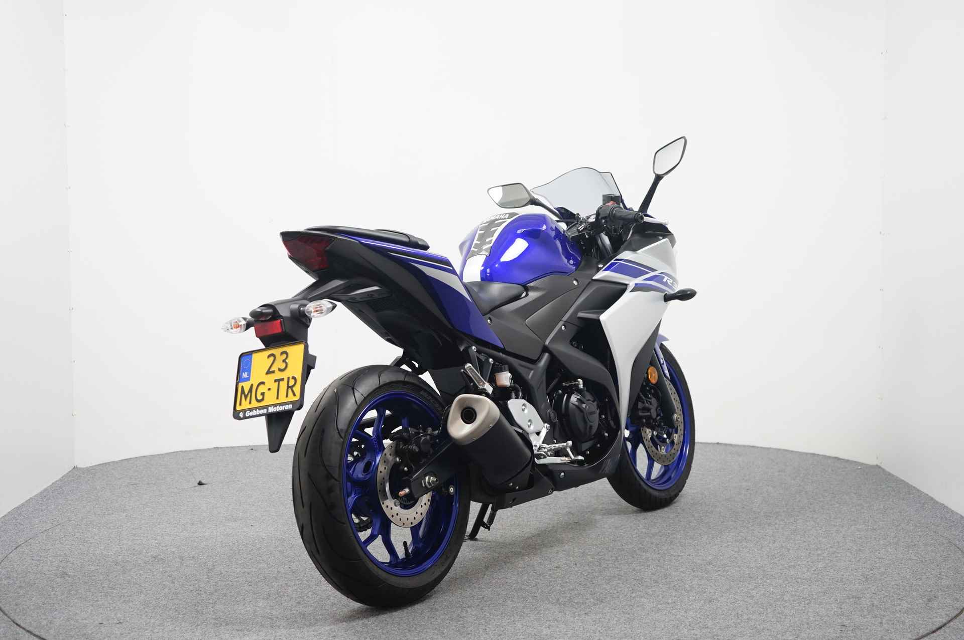 Yamaha YZF-R3 - 8/12