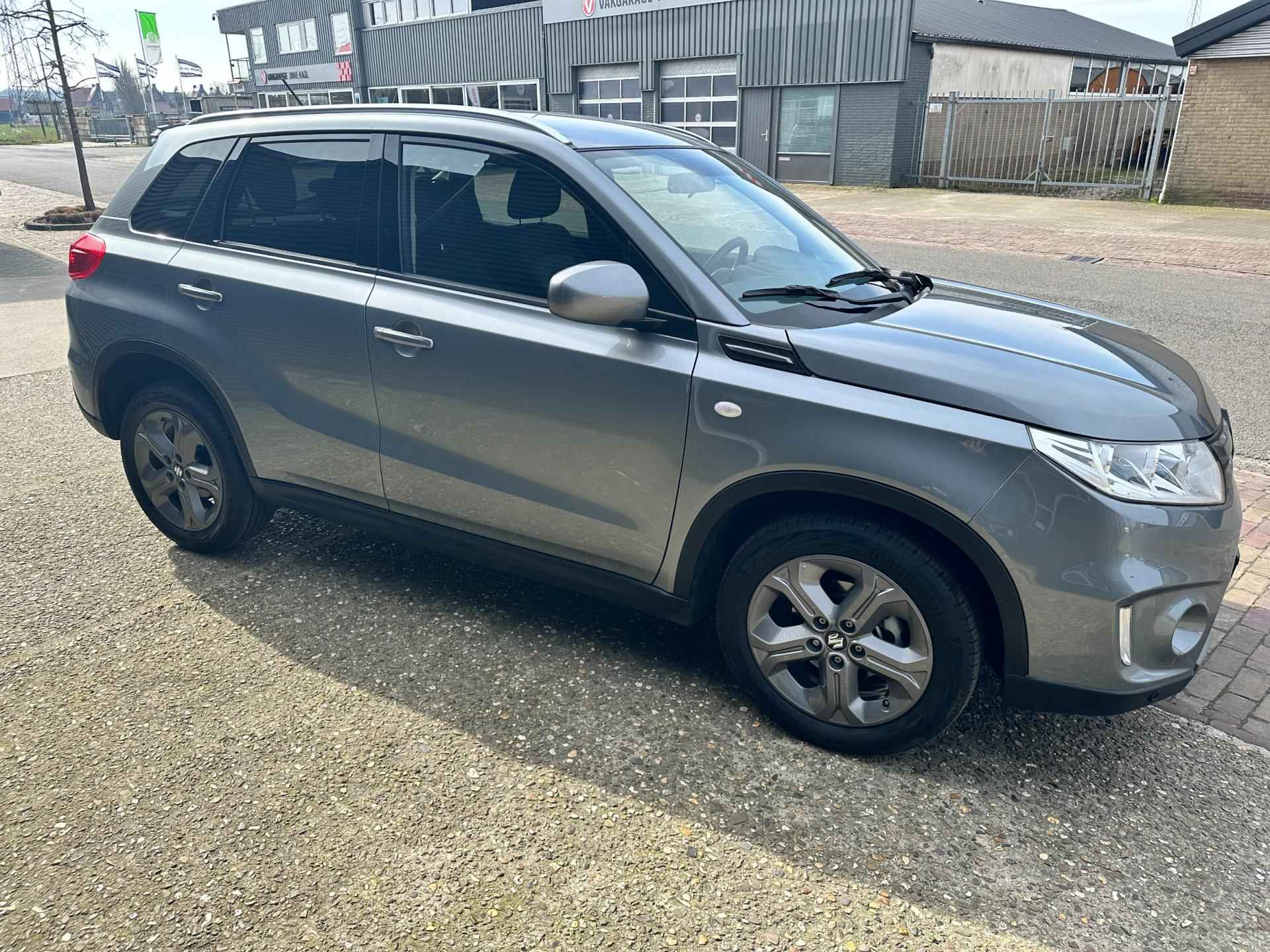 Suzuki Vitara 1.6 Exclusive Automaat - 4/28