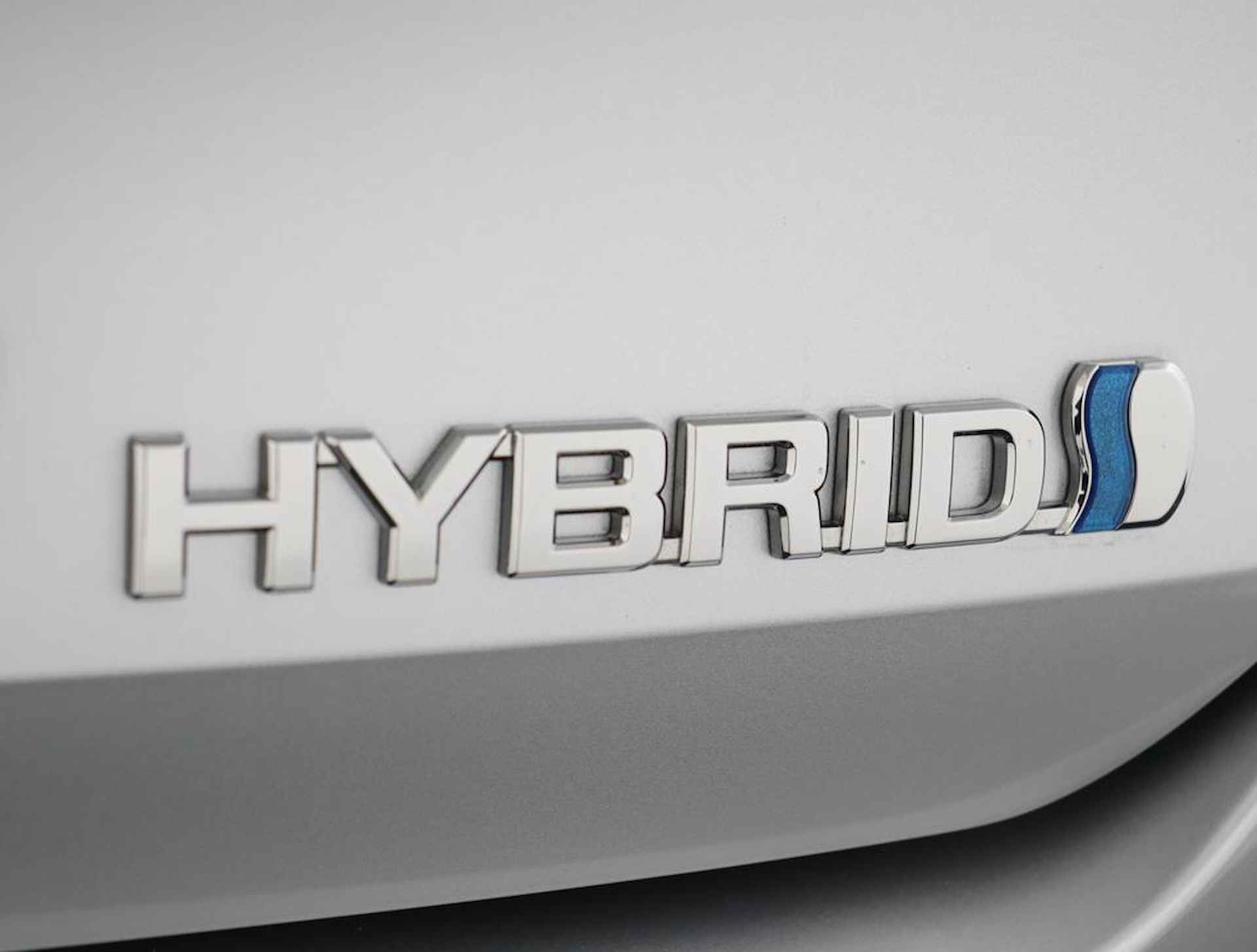 Toyota Corolla Touring Sports 1.8 Hybrid Active - 38/56