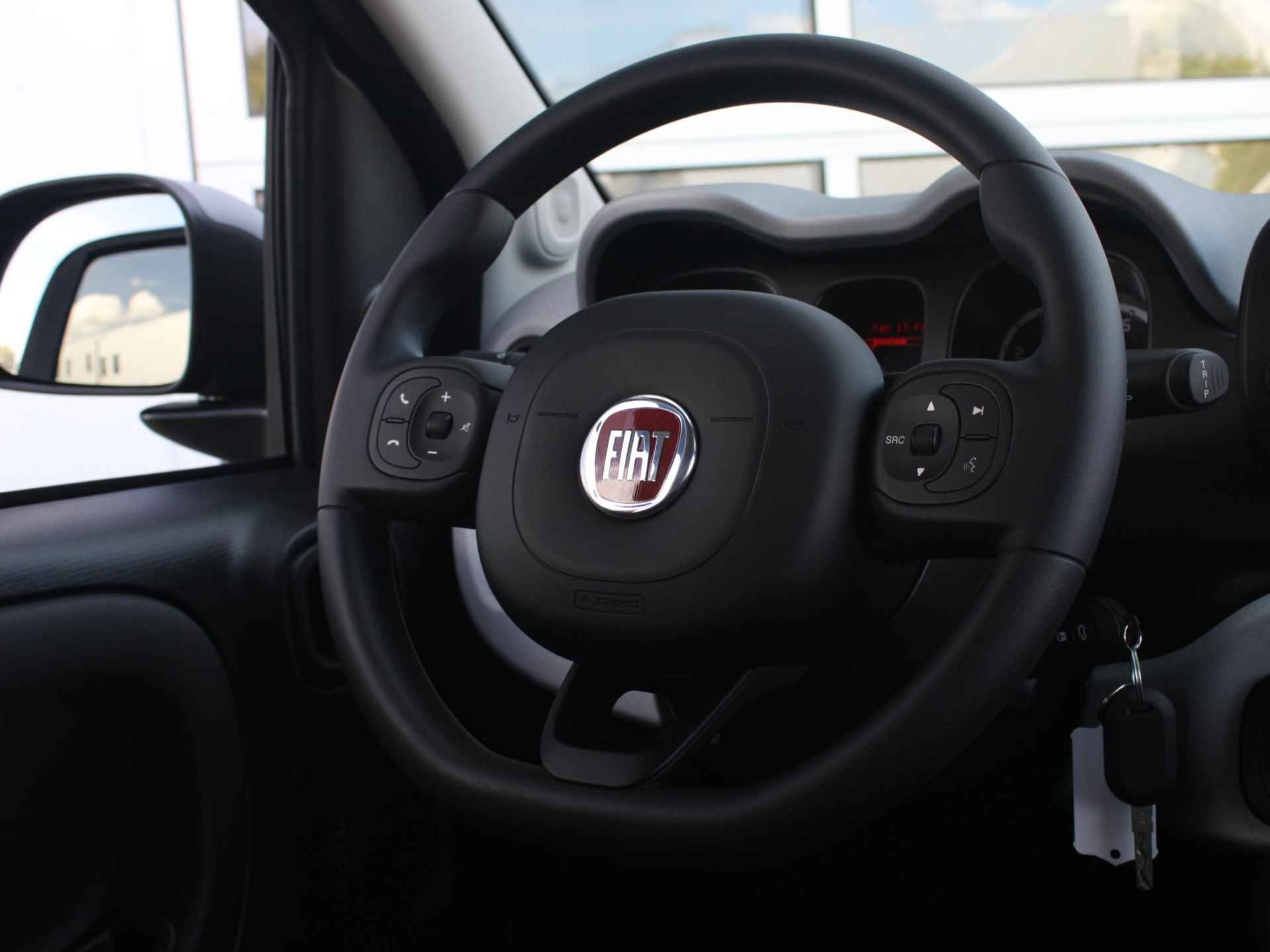 Fiat Panda Hybrid Garmin Cross | Clima | Priv. glass | Dakrails | 5-Persoons | Apple Carplay | Verde Foresta | Pack Garmin - 17/30