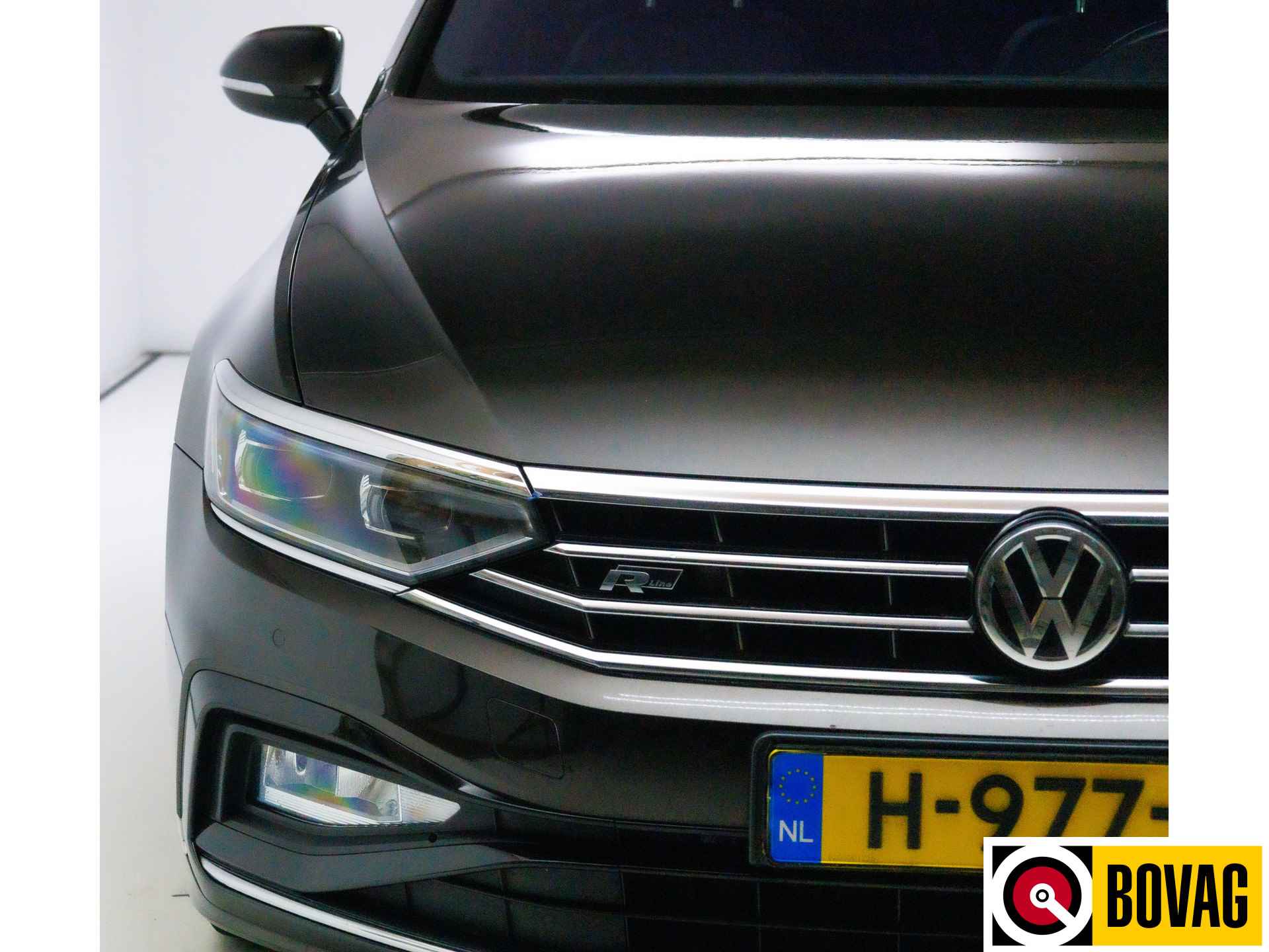 Volkswagen Passat Variant 1.5 TSI Elegance Business R 150 PK Panoramadak, Travel-assist, Stoelverw, Half leer/alcan, Camera, Navigatie, Trekhaak - 23/23