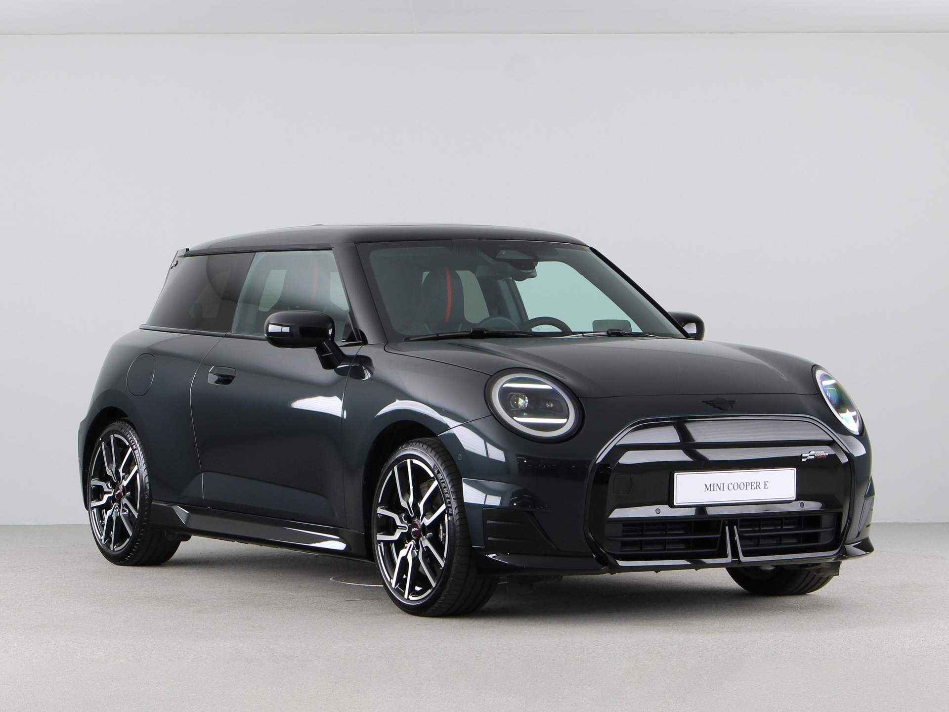 MINI Cooper E John Cooper Works Pakket M PRIVATE LEASE EUR 495,- (48 mnd/10.000 km) - 9/29